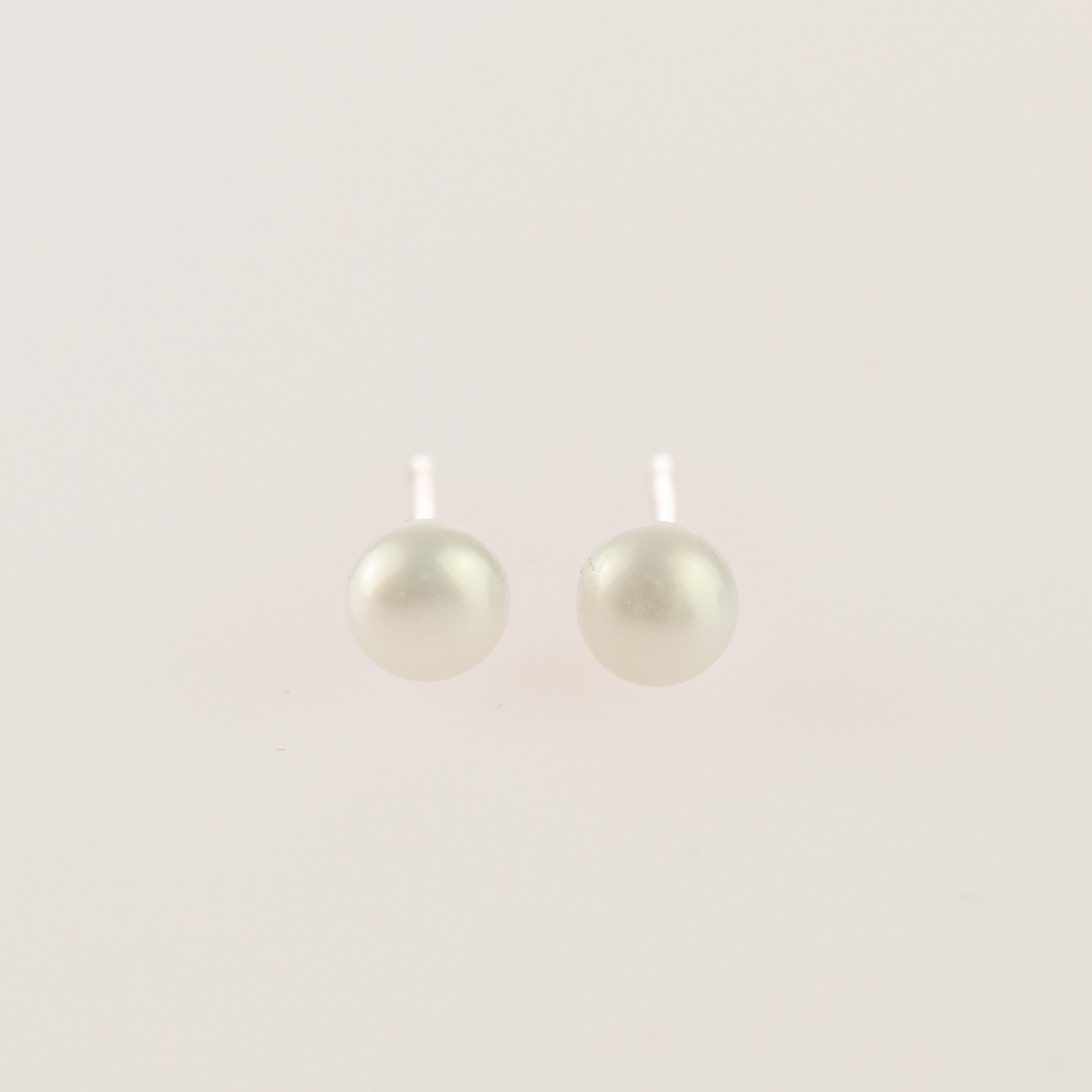 Intini Jewels Freshwater Pearl Sterling Silver Stud Deco Cocktail Earrings In New Condition For Sale In Milano, IT