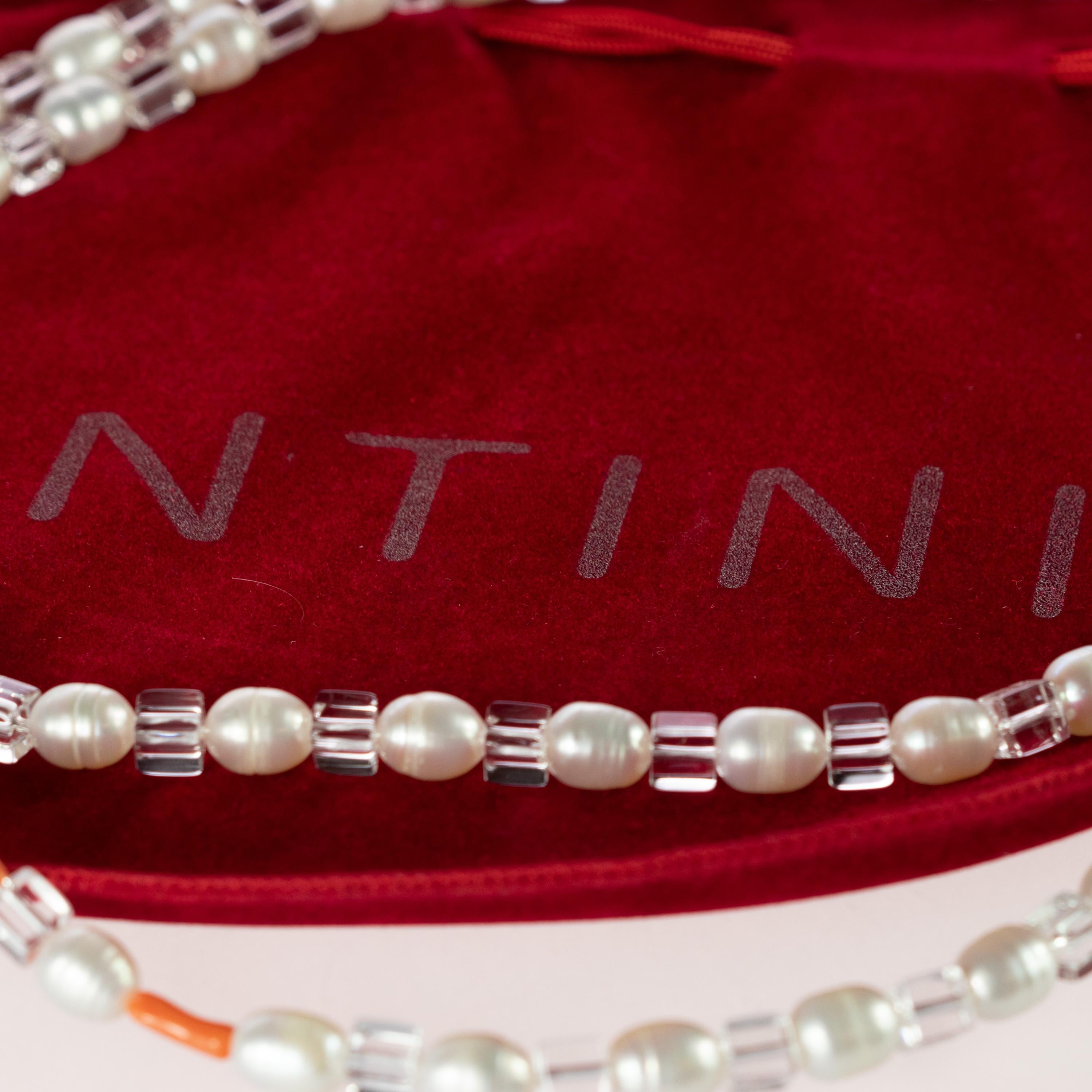 Intini Jewels - Collana di perle d'acqua dolce con catena lunga e perline in argento 925 In condizioni Nuovo in vendita a Milano, IT