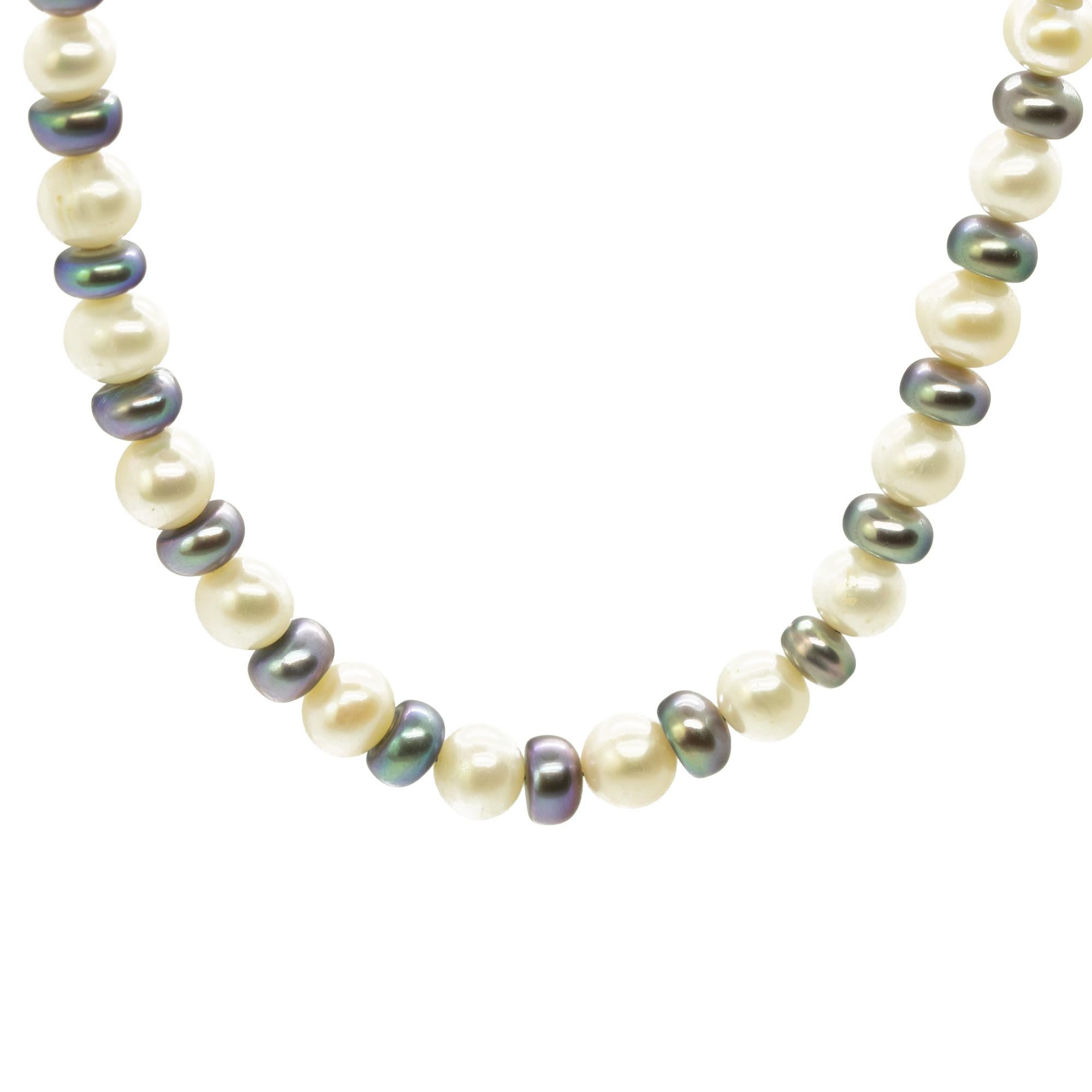 Art Nouveau Intini Jewels Perle d'acqua dolce bianche e grigie in oro 18 carati Collana Boho Chic Deco in vendita