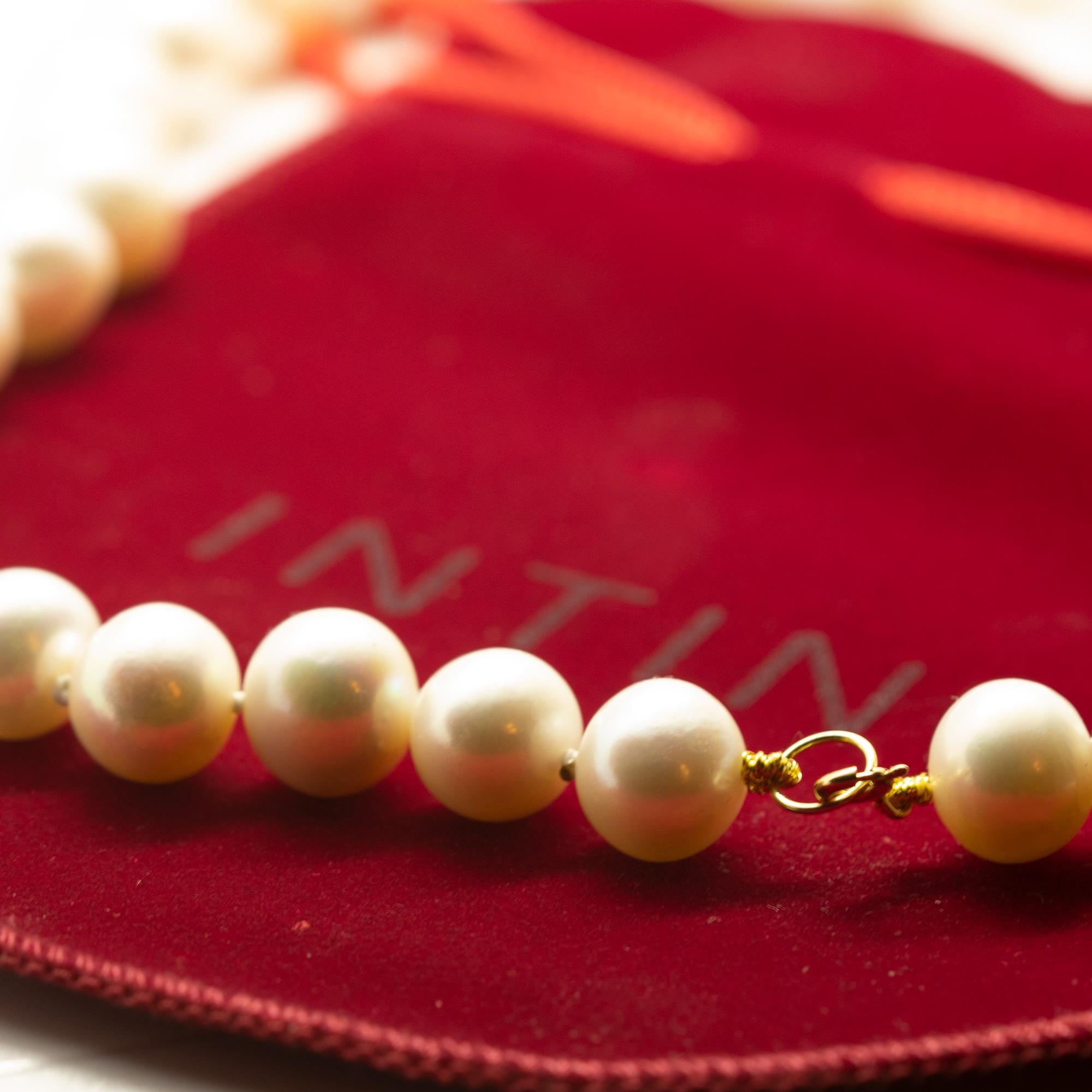 Intini Jewels Collier AA en or jaune 18 carats avec perles d'eau douce et perles Unisexe en vente