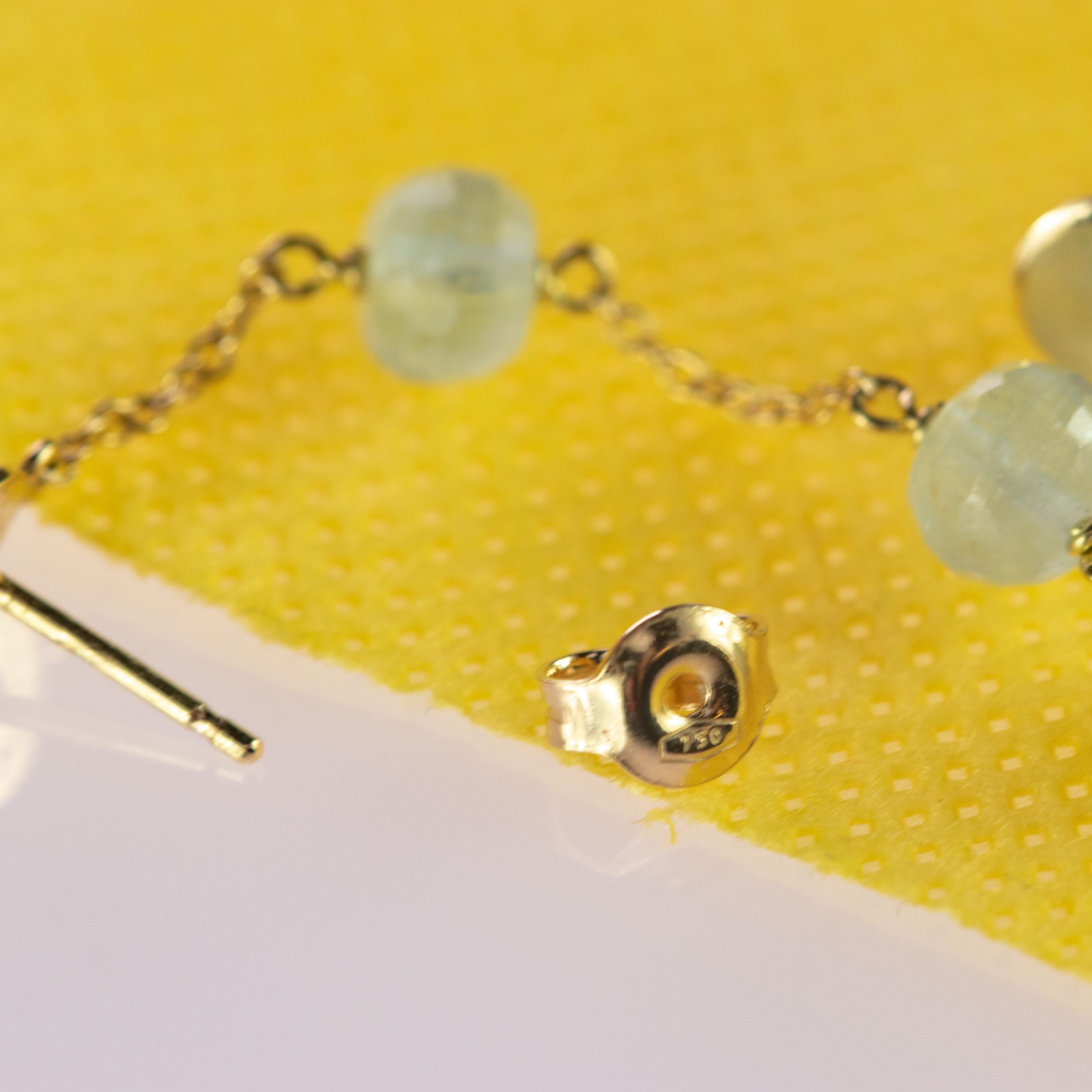 Taglio misto Intini Jewels Orecchini fatti a mano con catene d'oro e rondelle di acquamarina in vendita