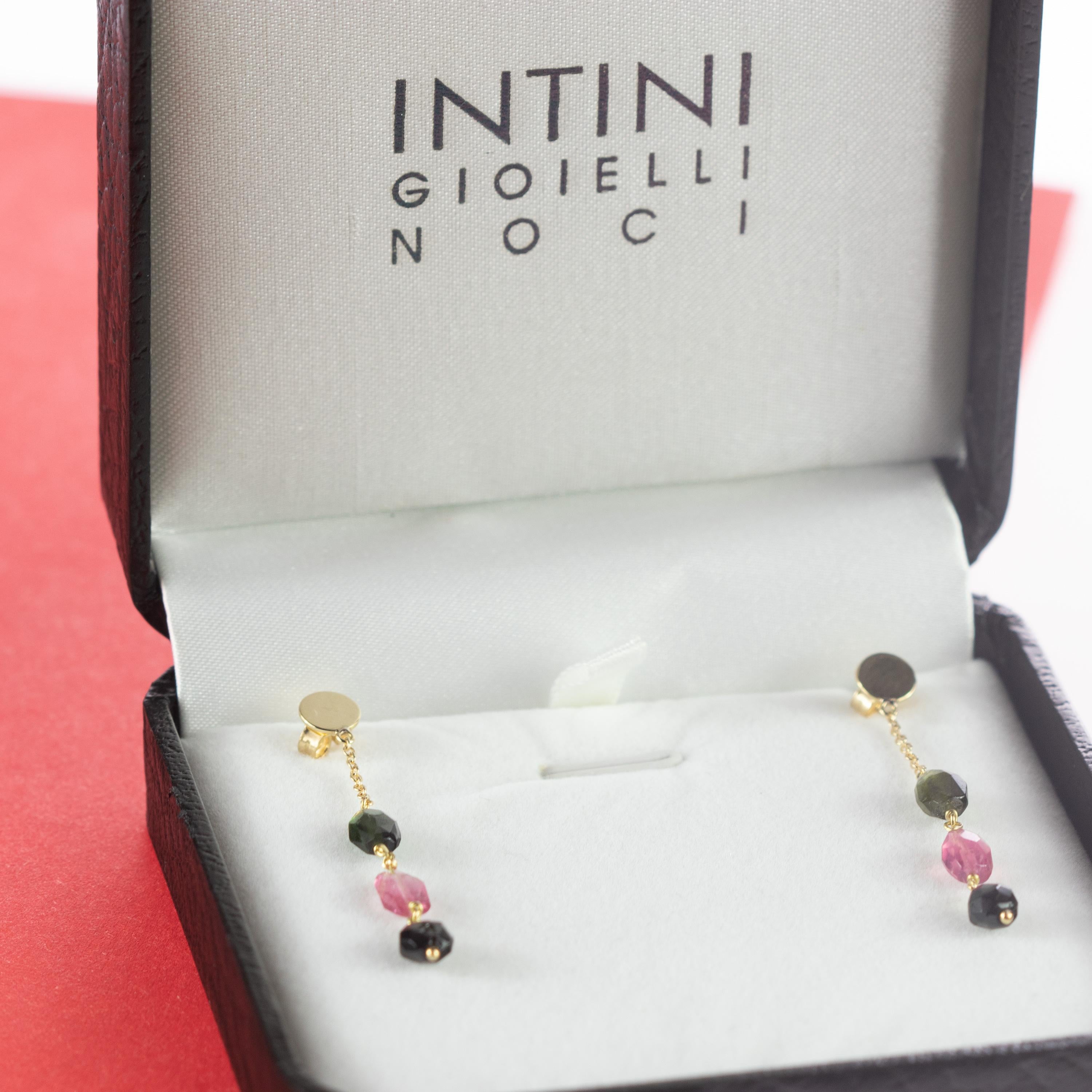 Intini Jewels Orecchini pendenti ovali con tormalina a catena con placca d'oro in vendita 2