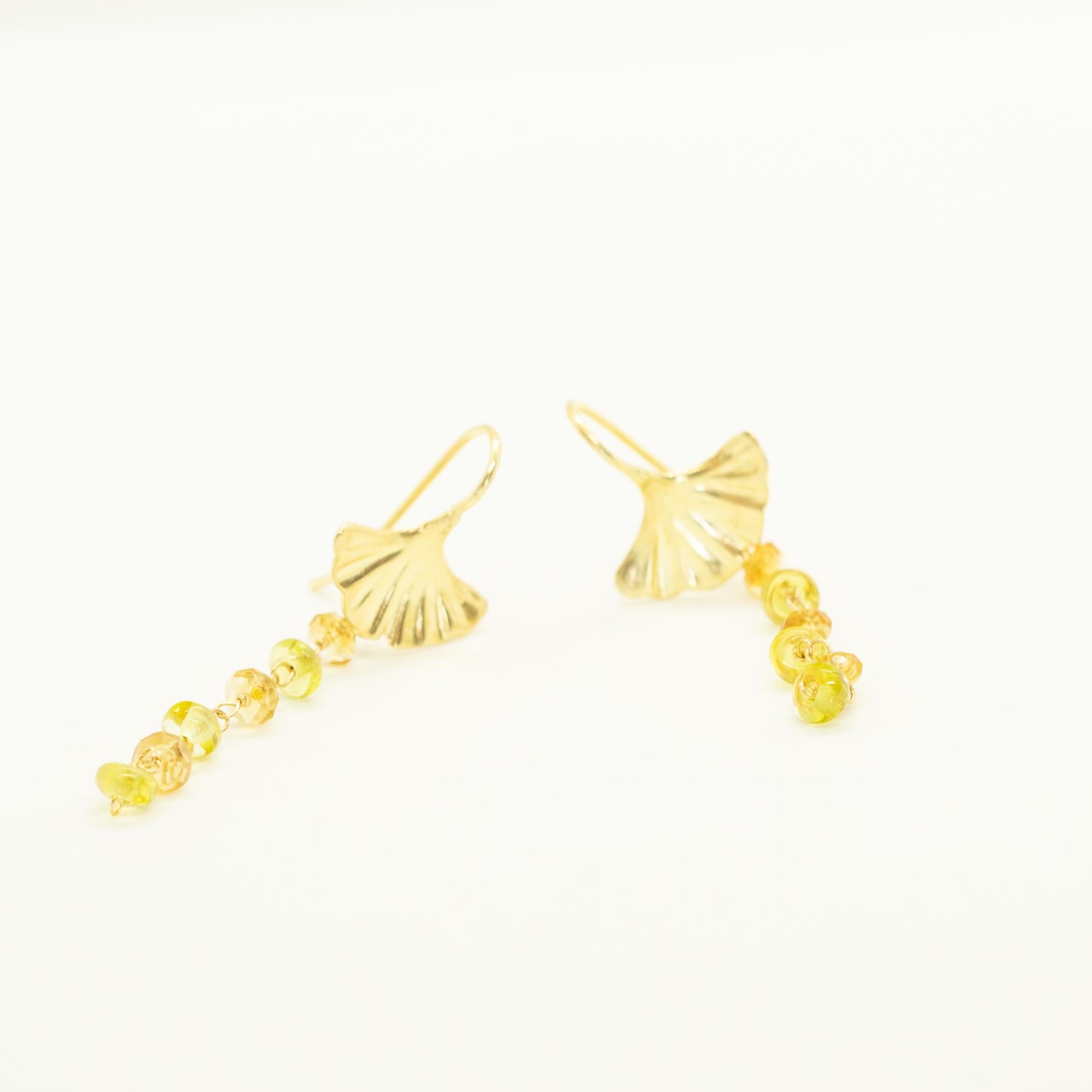 Perlina Intini Jewels Orecchini estivi a conchiglia d'argento con citrino e peridoto in vendita