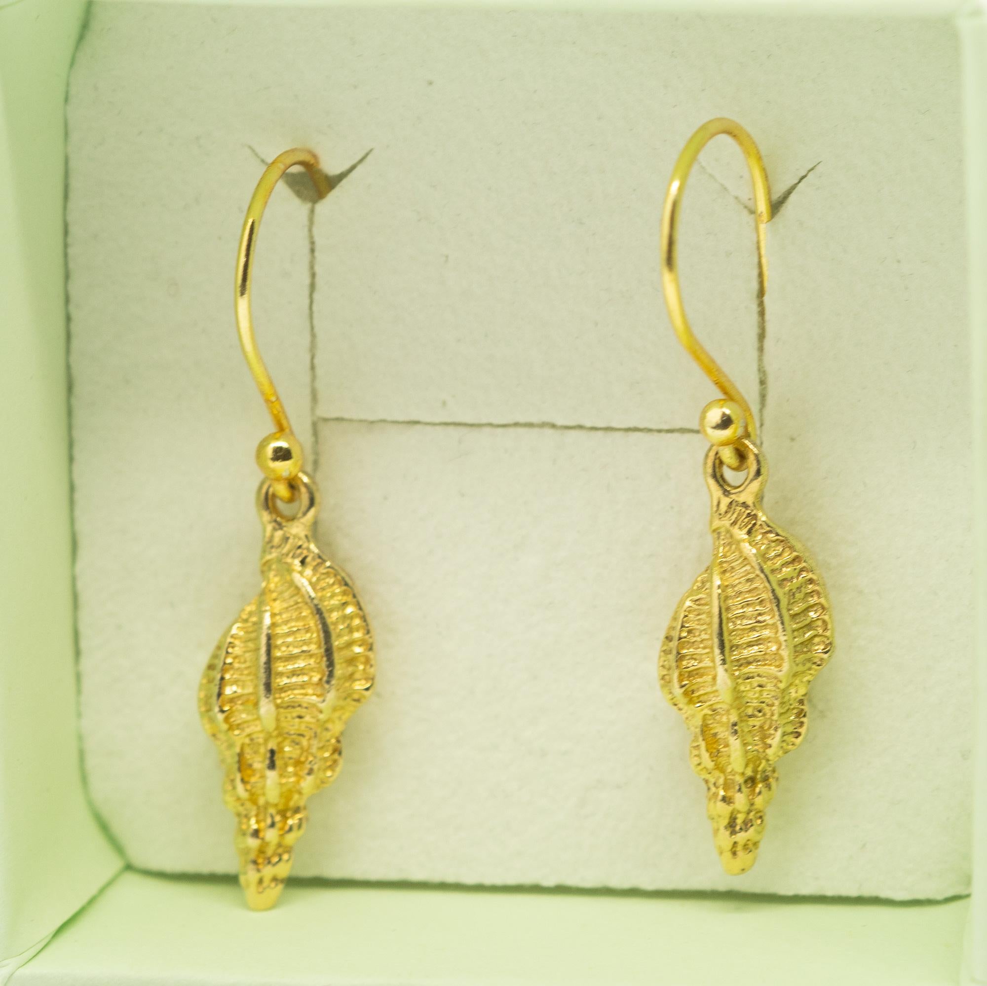 Intini Jewels - Orecchini artigianali estivi a forma di conchiglia placcati in oro e argento In condizioni Nuovo in vendita a Milano, IT