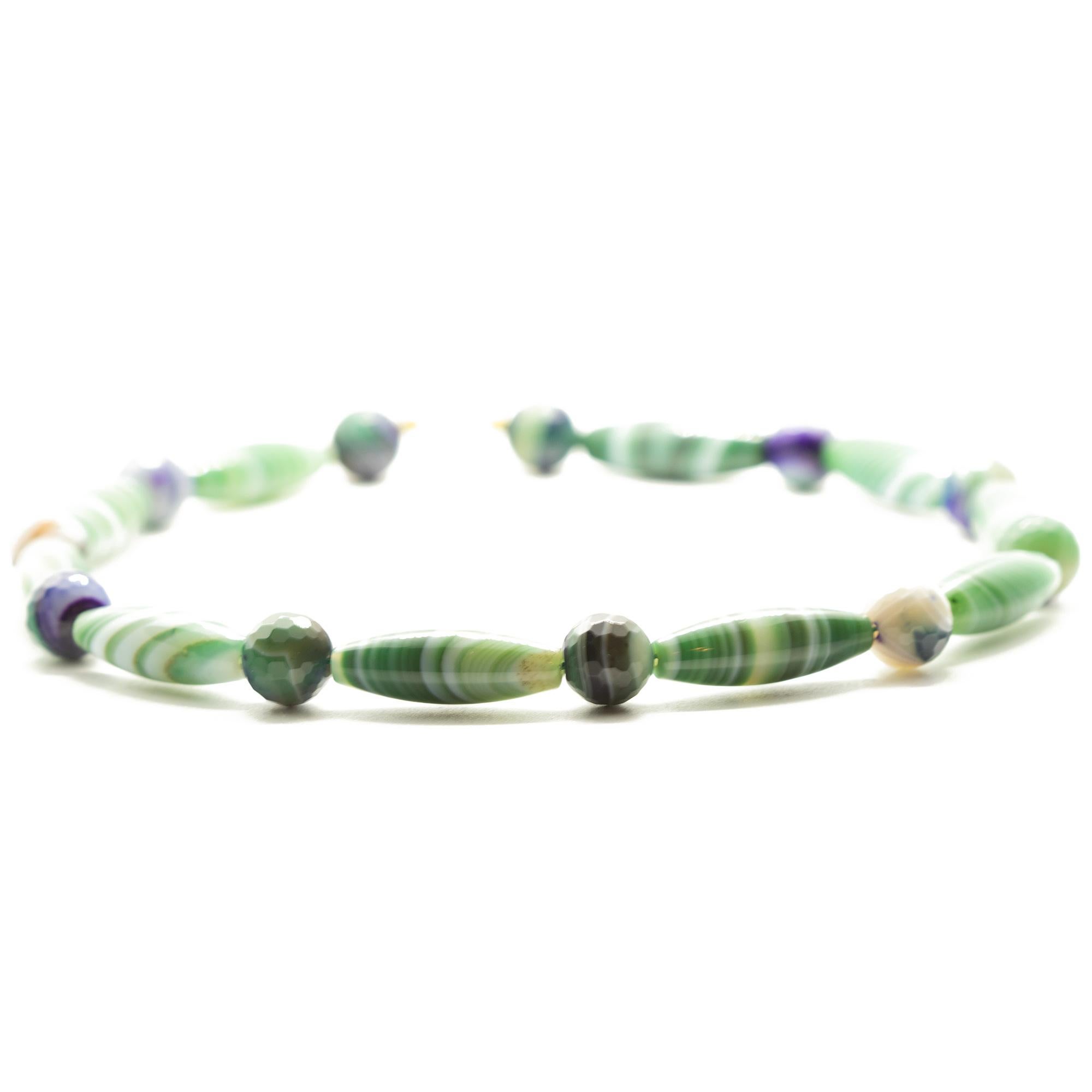 Intini Jewels Green Agate Purple Tubes 18k Yellow Gold Boho Chic Unisex Necklace In New Condition For Sale In Milano, IT