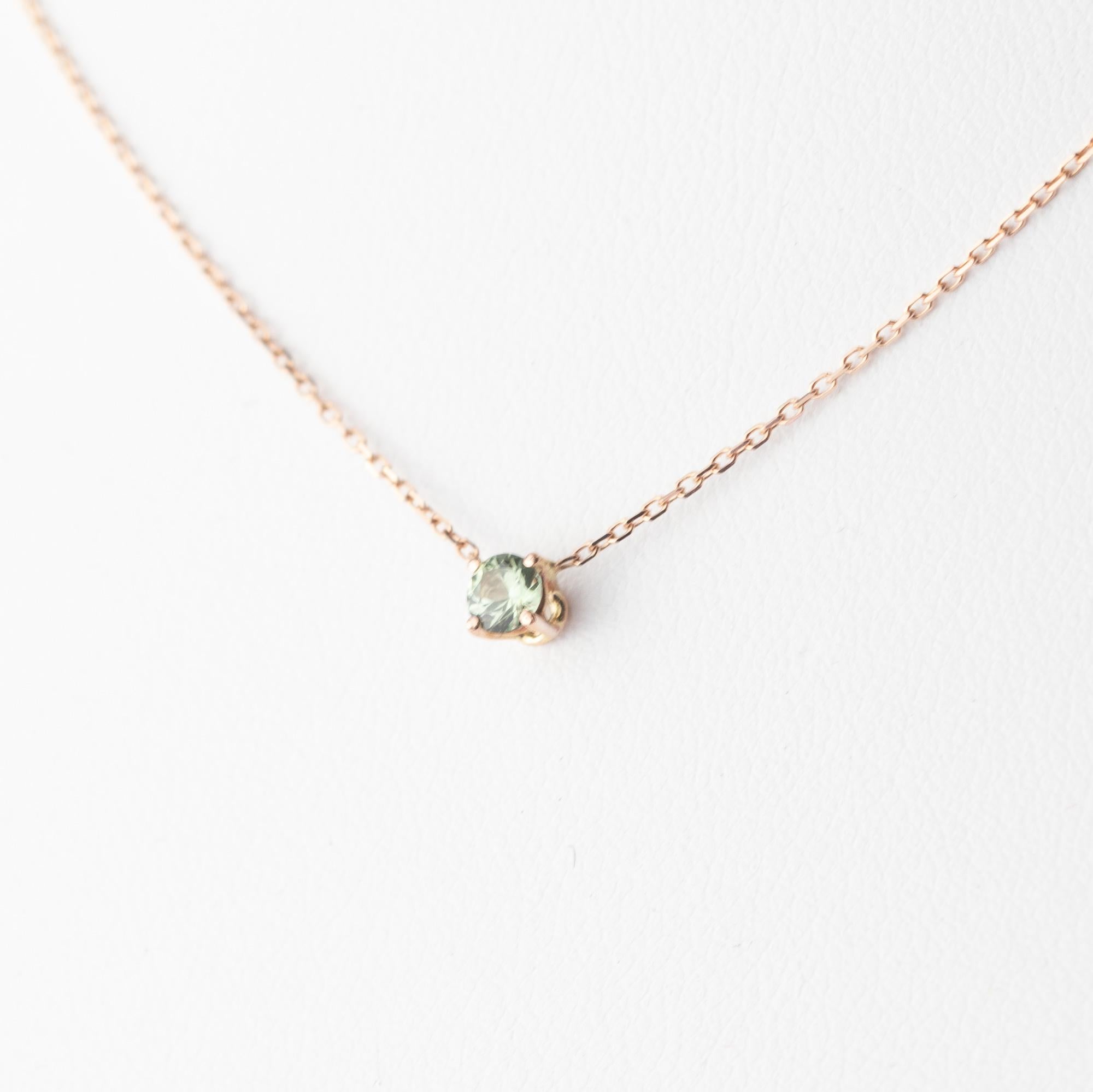 Donna Intini Jewels Collana moderna da cocktail con catena in oro rosa 18 carati e zaffiro verde in vendita