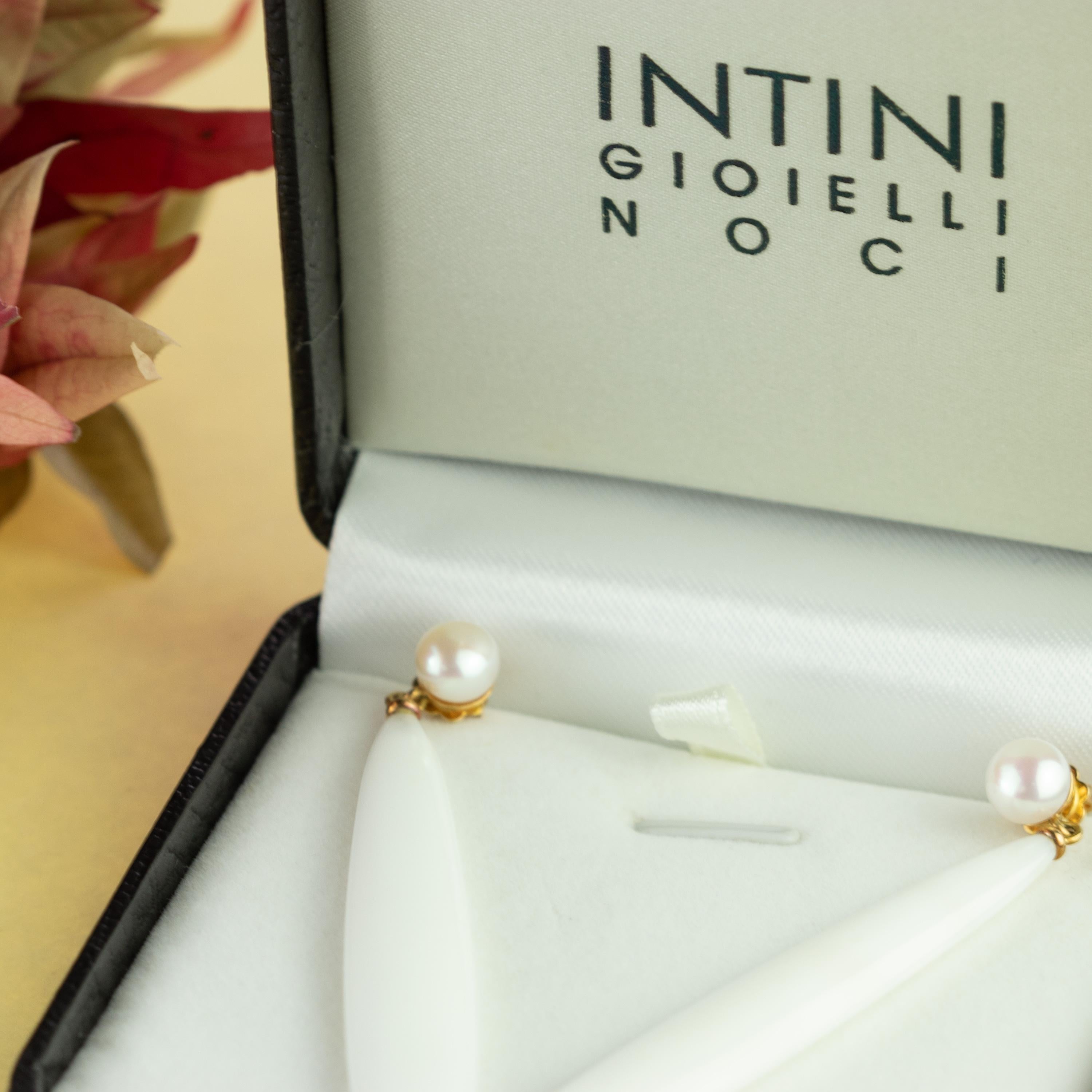 Intini Jewels Italy Round Pearl White Agate Drops 18 Karat Gold Long Earrings For Sale 1