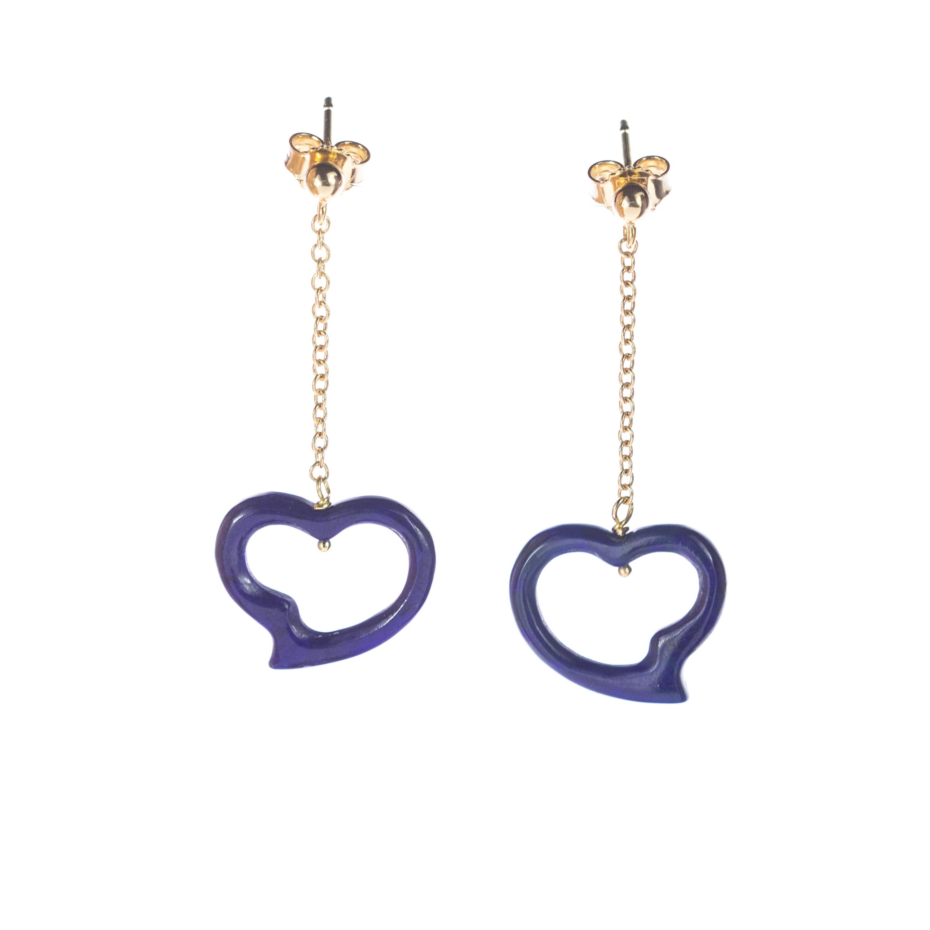 Intini Jewels Boucles d'oreilles pendantes en forme de cœur en or jaune et lapis-lazuli, jour de Saint-Valentin en vente 2