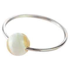 Intini Jewels Anello planetario con fascia boho in oro bianco 18 carati e madreperla