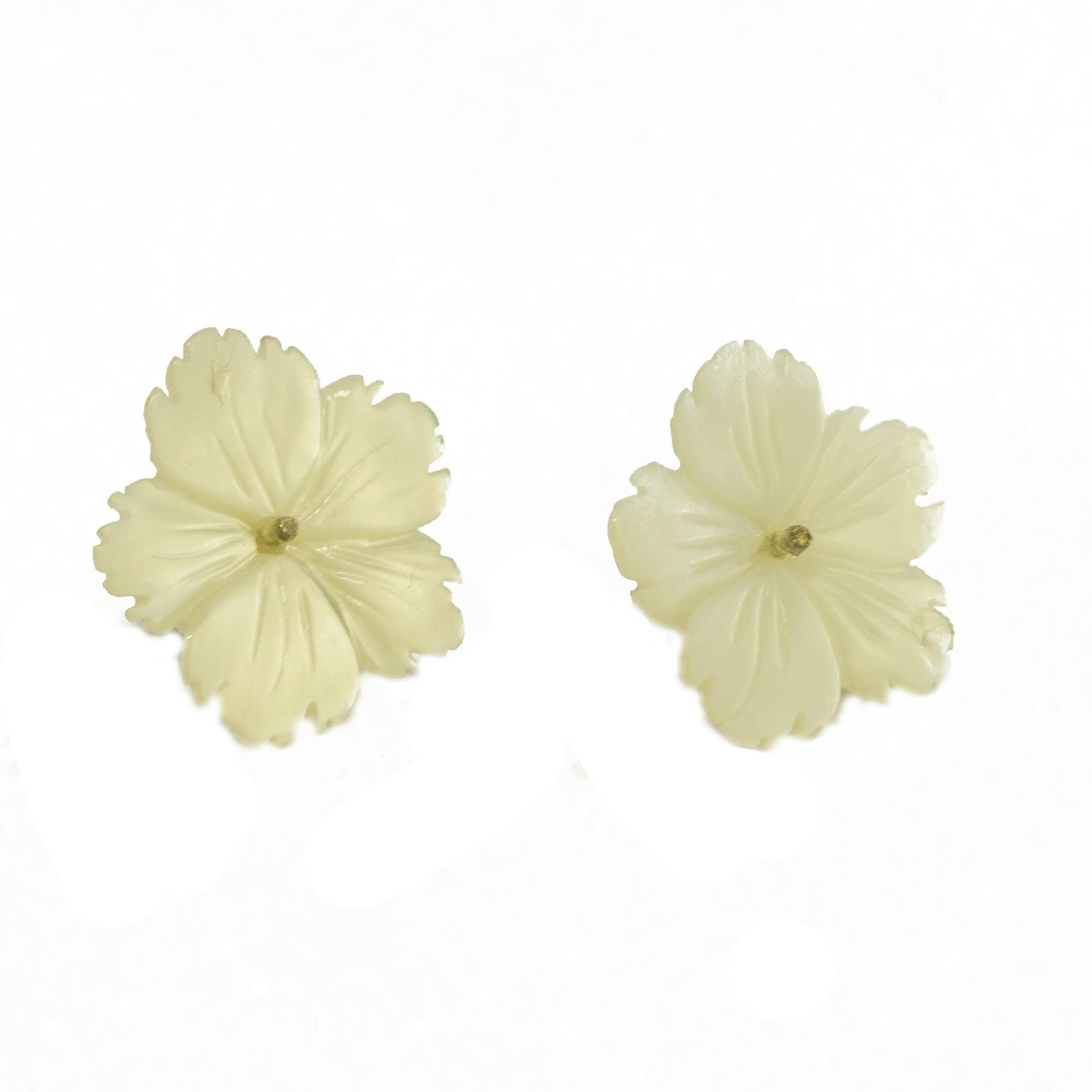Mixed Cut Intini Jewels Mother of Pearl Carved White Flower Sterling Silver Stud Earrings For Sale