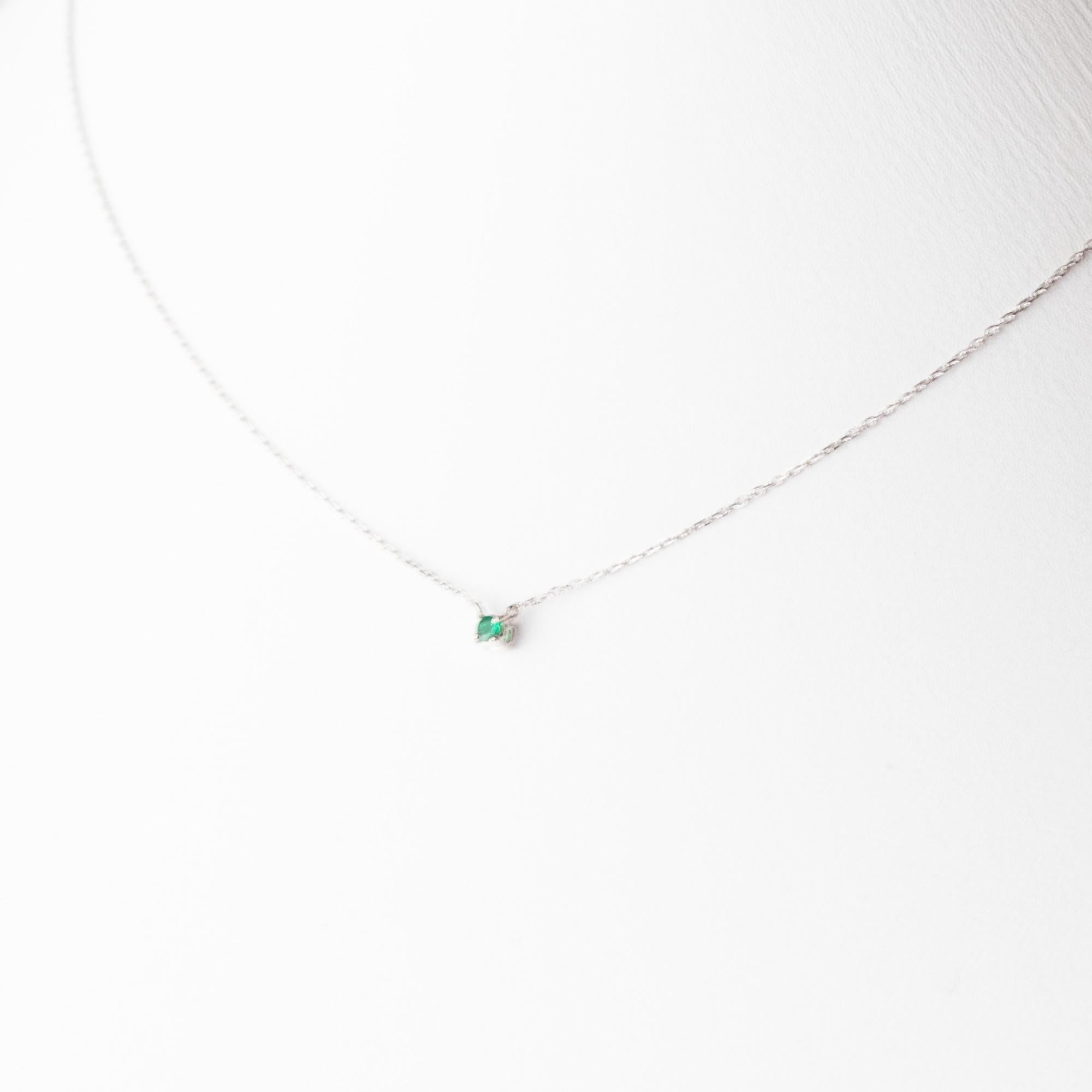 Intini Jewels Chic Cocktail-Halskette aus 18 Karat Weißgold mit natürlichem Smaragd von Intini im Zustand „Neu“ im Angebot in Milano, IT