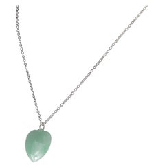 Intini Jewels Collier en or blanc 9 carats avec chaîne en forme de cœur en jade vert naturel
