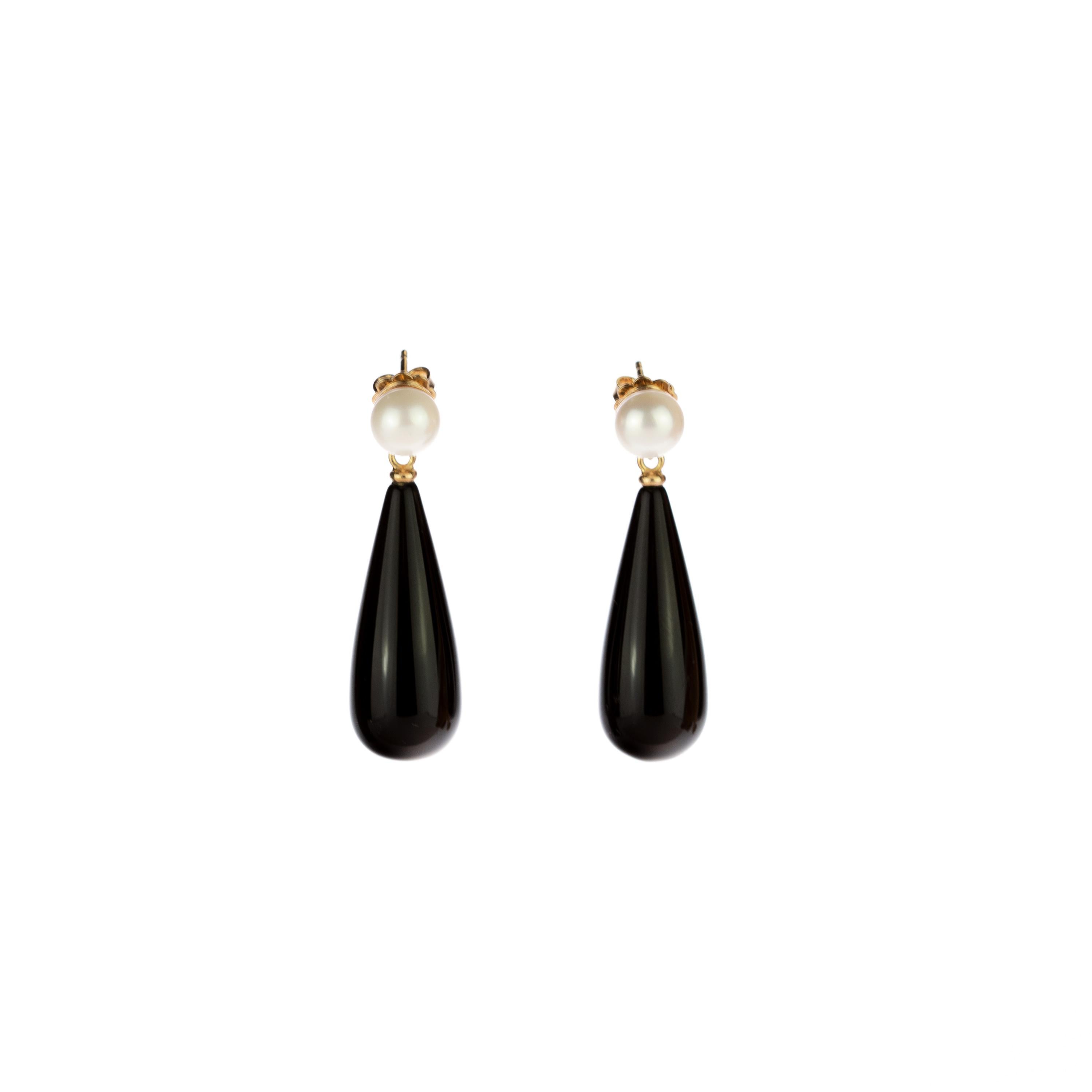 Artisan Intini Jewels Natural Pearl Black Agate 18 Karat Gold Tear Drop Bold Earrings For Sale