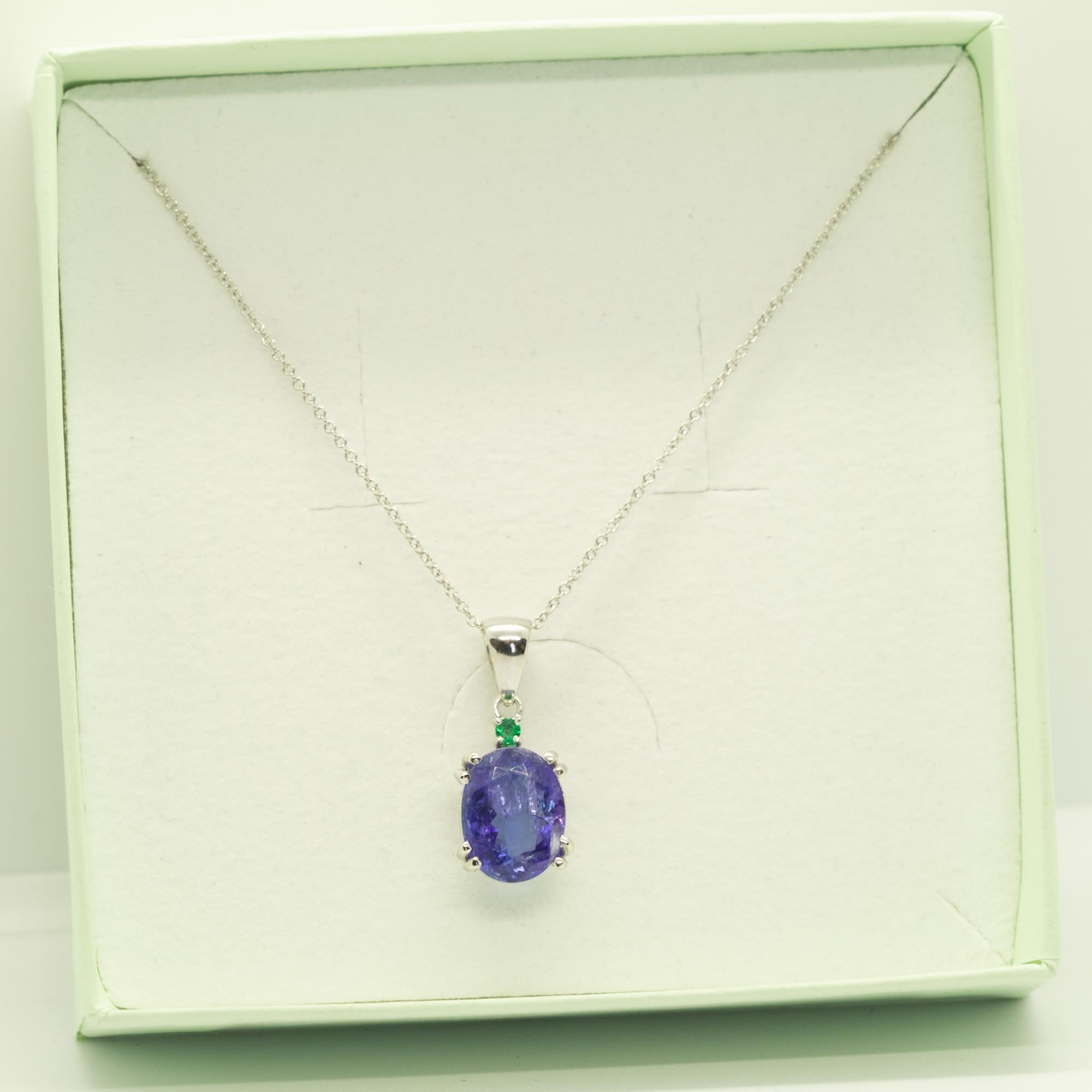 Intini Jewels Natural Tanzanite Emerald 18k White Gold Pendant Cocktail Necklace For Sale 1