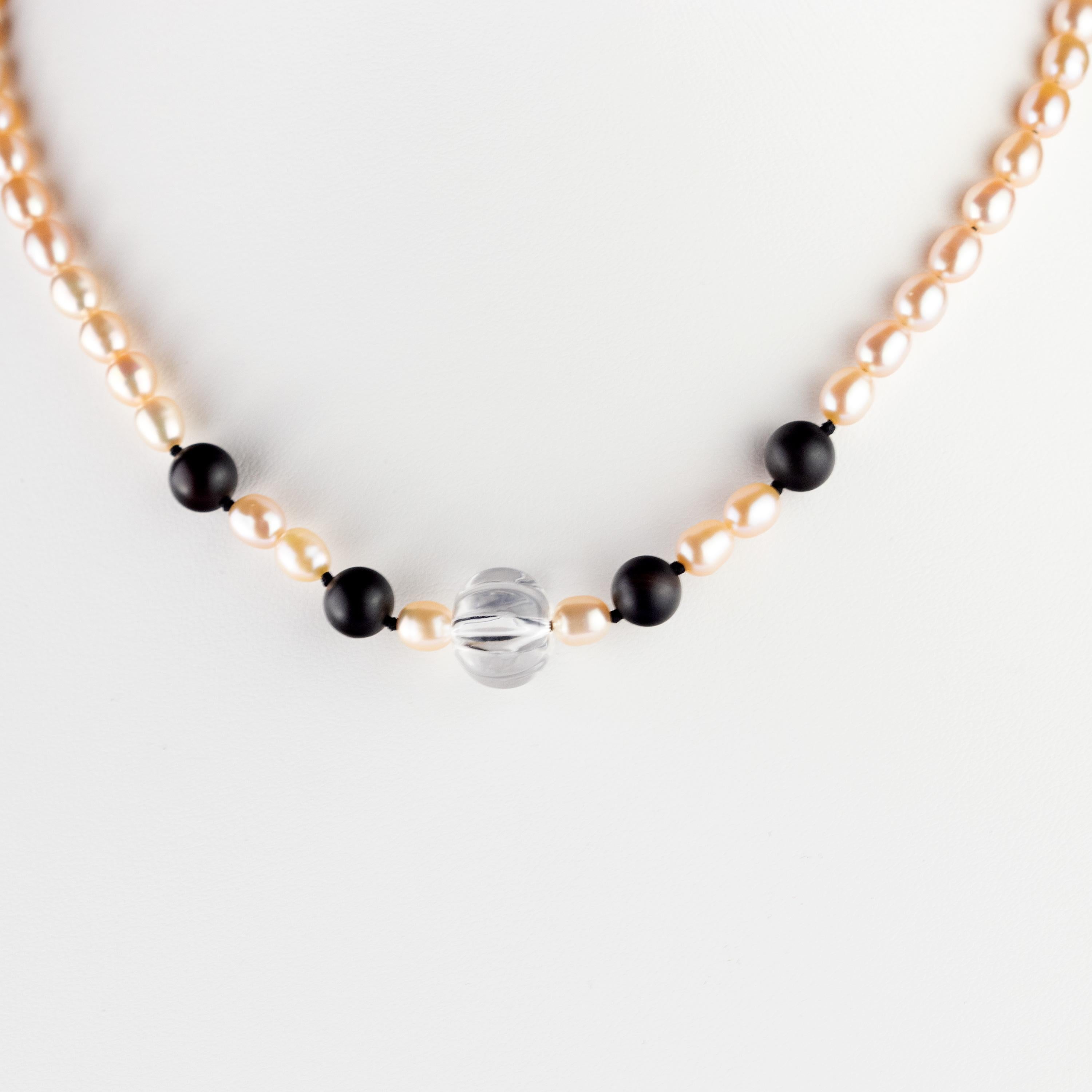 Intini Jewels Collier moderne en or jaune 18 carats avec perles, agate, cristal de roche et perles Pour femmes en vente