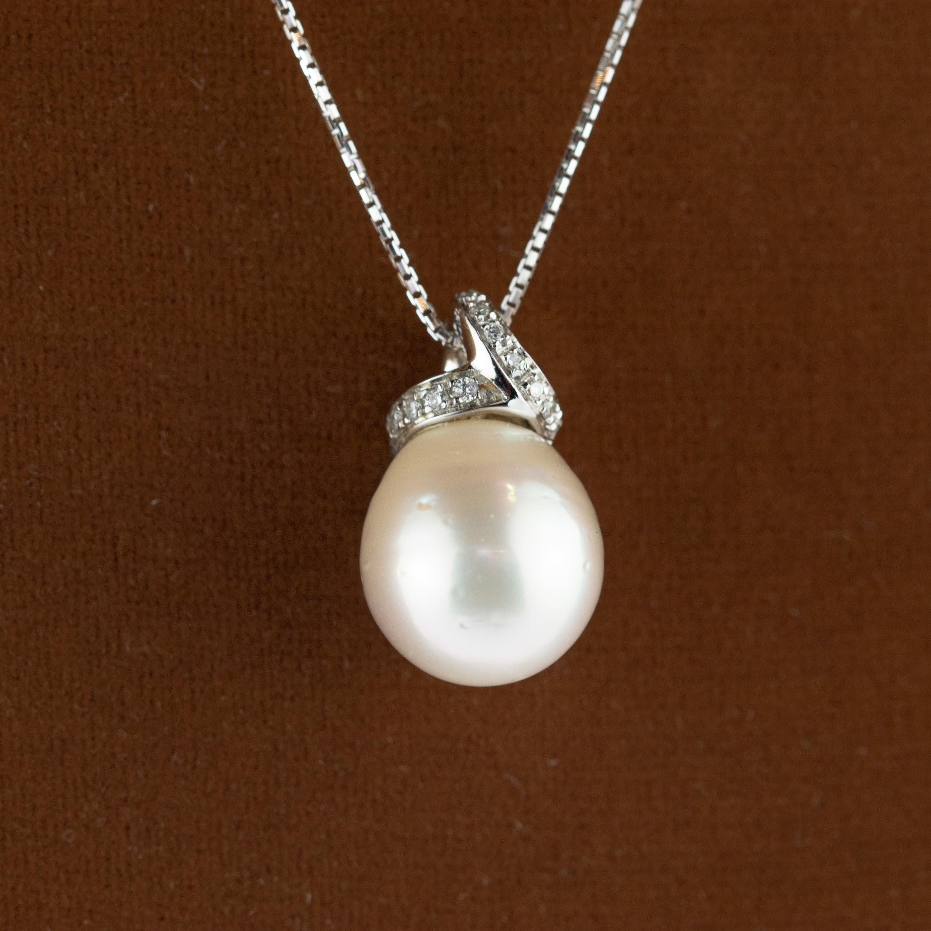 Intini Jewels Pearl Diamond Pendant 18 Karat White Gold Crafted Chain Necklace In New Condition For Sale In Milano, IT