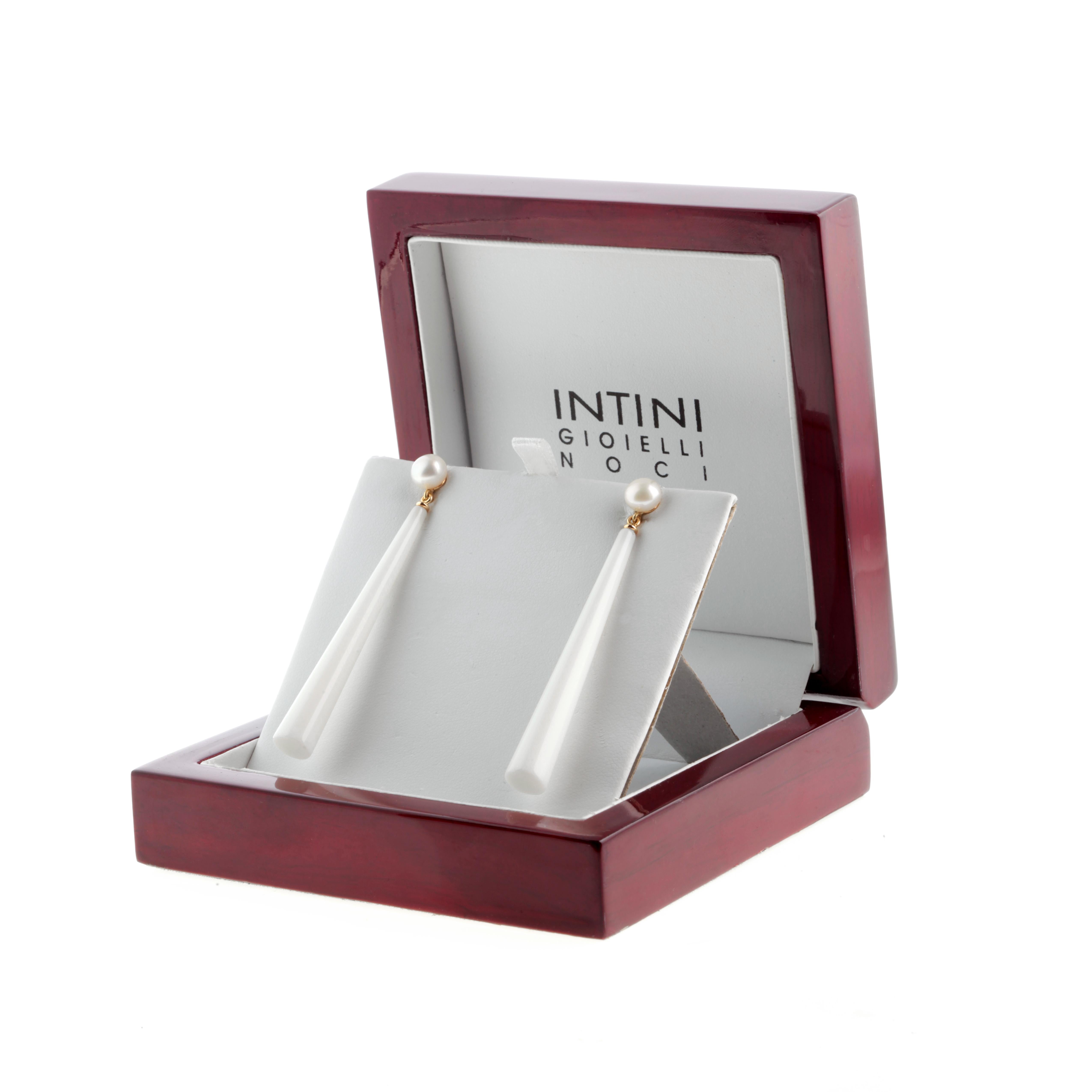 Intini Jewels Pearl White Agate Natural Drops 18 Karat Gold Cocktail Earrings For Sale 4