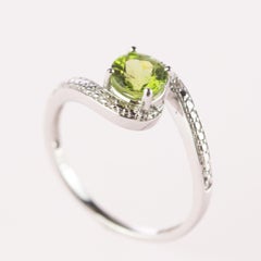 Intini Jewels Peridot Diamond 9 Karat Gold Vintage Contrarie Cocktail Italy Ring