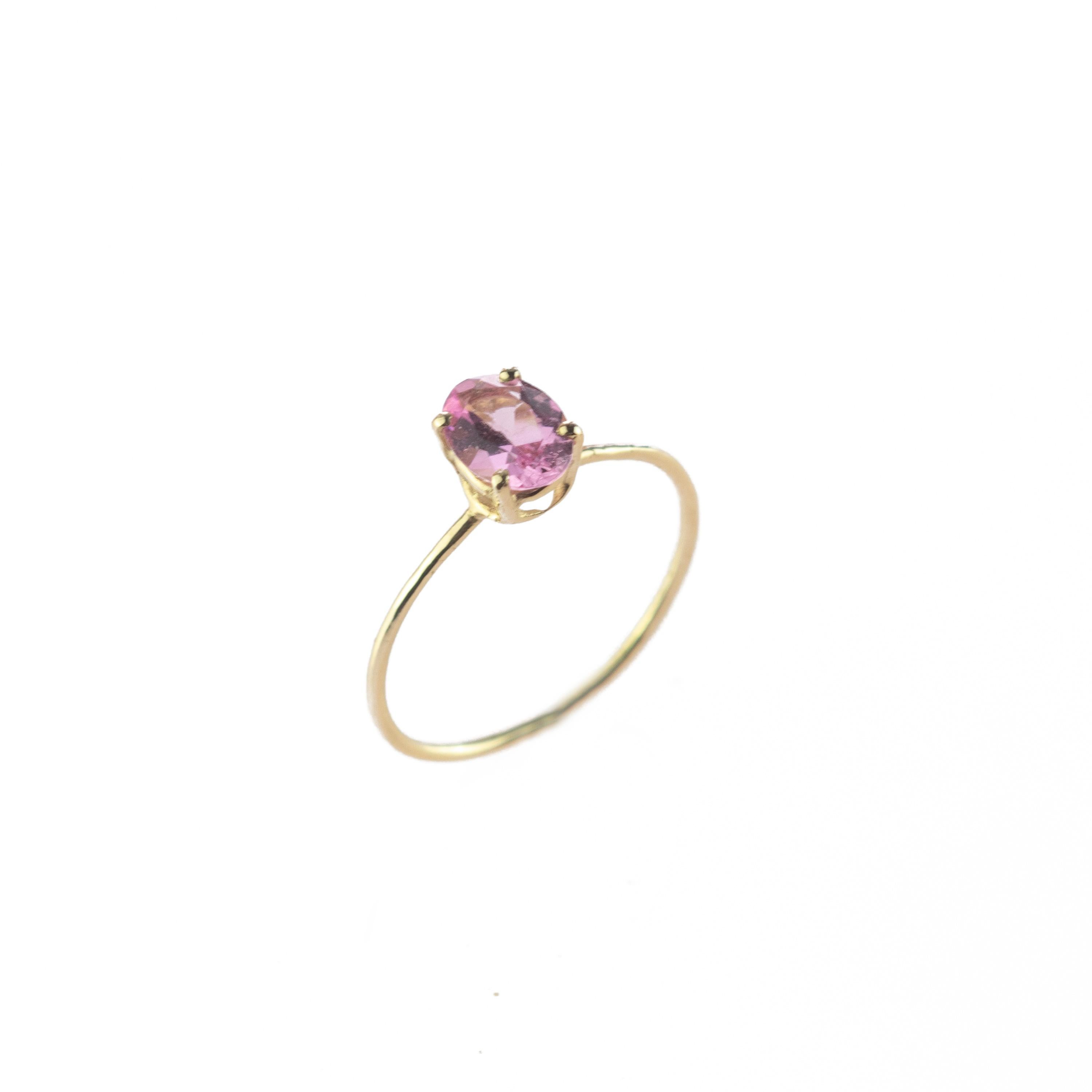 Intini Jewels Pink Oval Tourmaline 14 Karat Yellow Gold Cocktail Handmade Ring For Sale 2