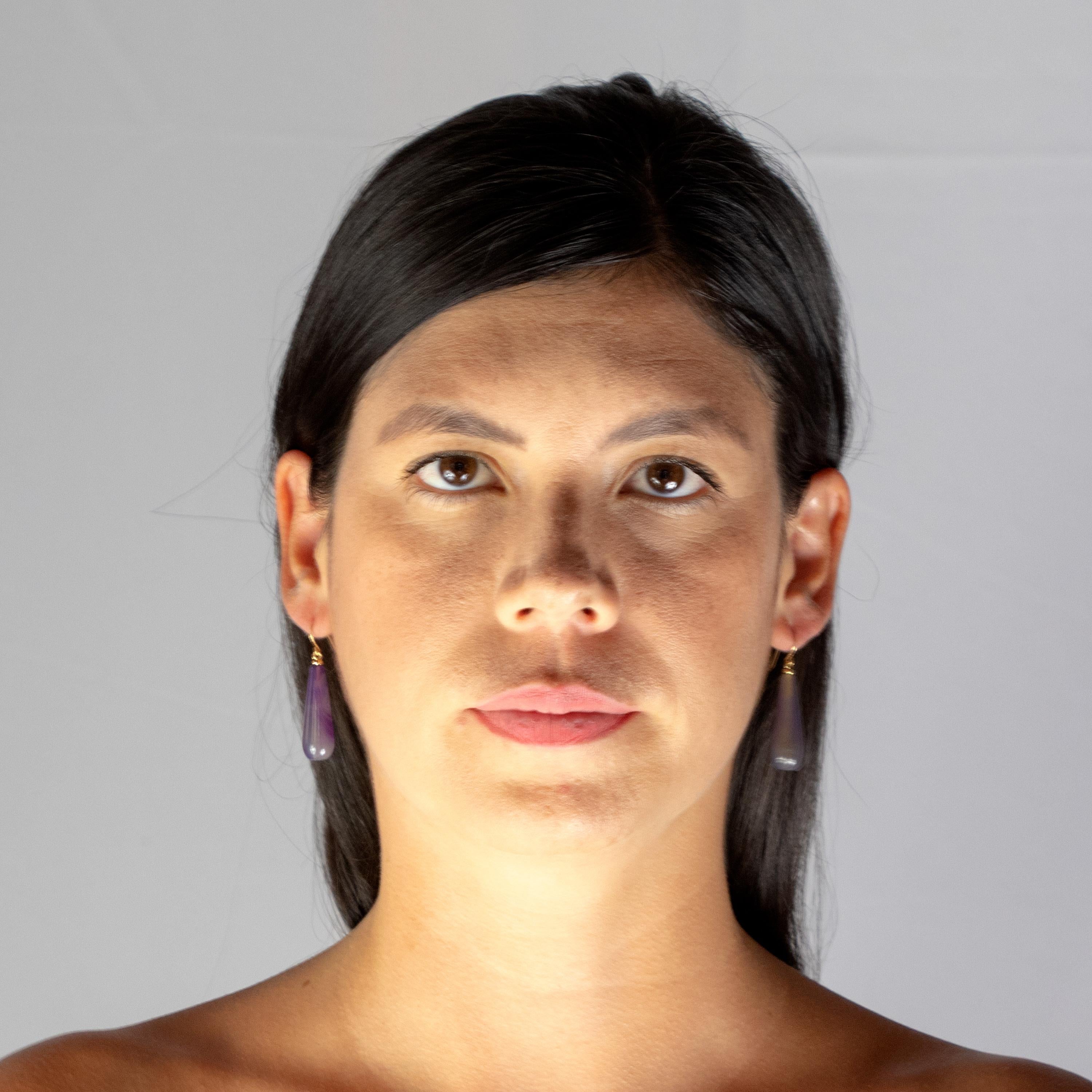 Intini Jewels Pendientes colgantes de ágata púrpura de oro amarillo de 18 quilates Pendientes boho en venta 6