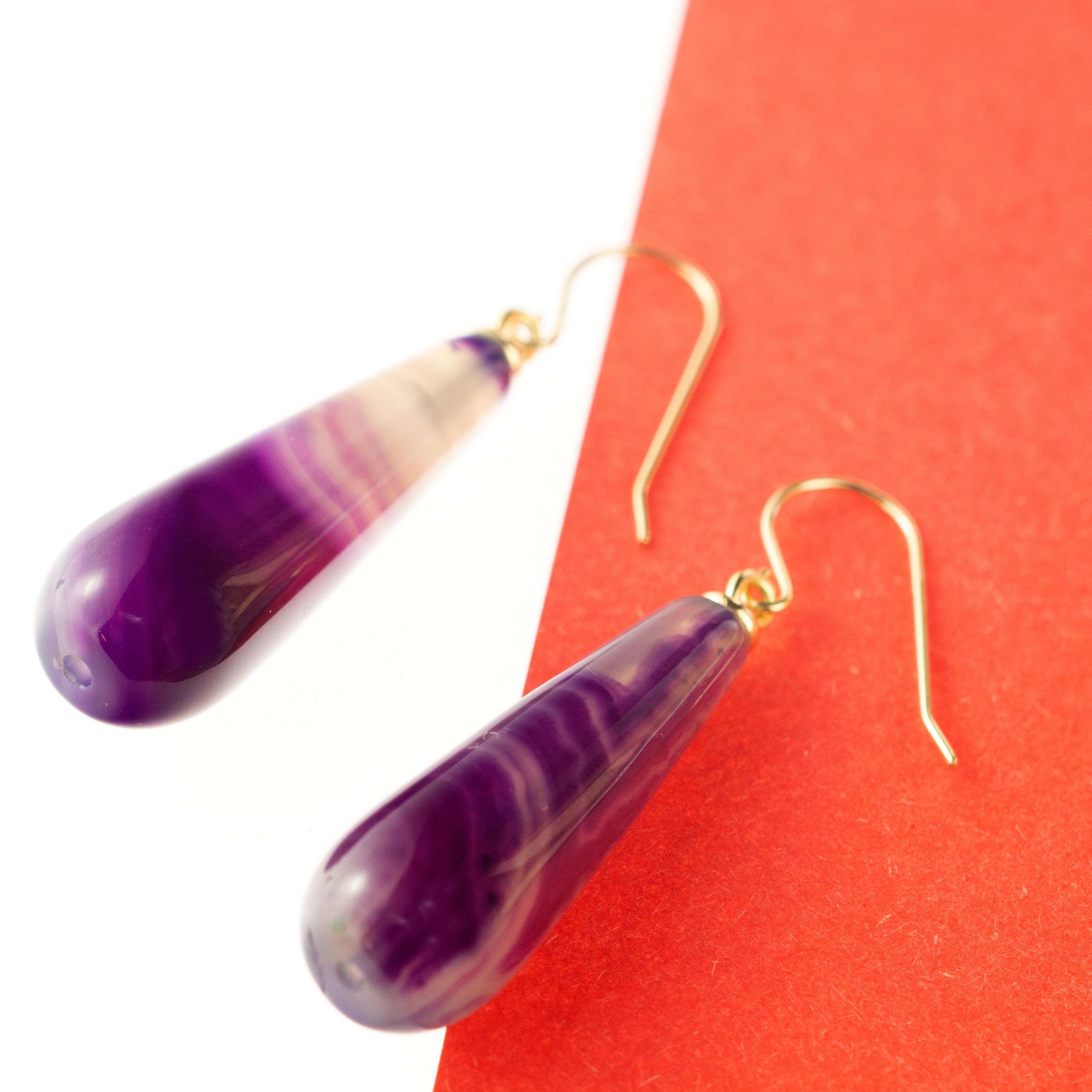 Intini Jewels Pendientes colgantes de ágata púrpura de oro amarillo de 18 quilates Pendientes boho en venta 3