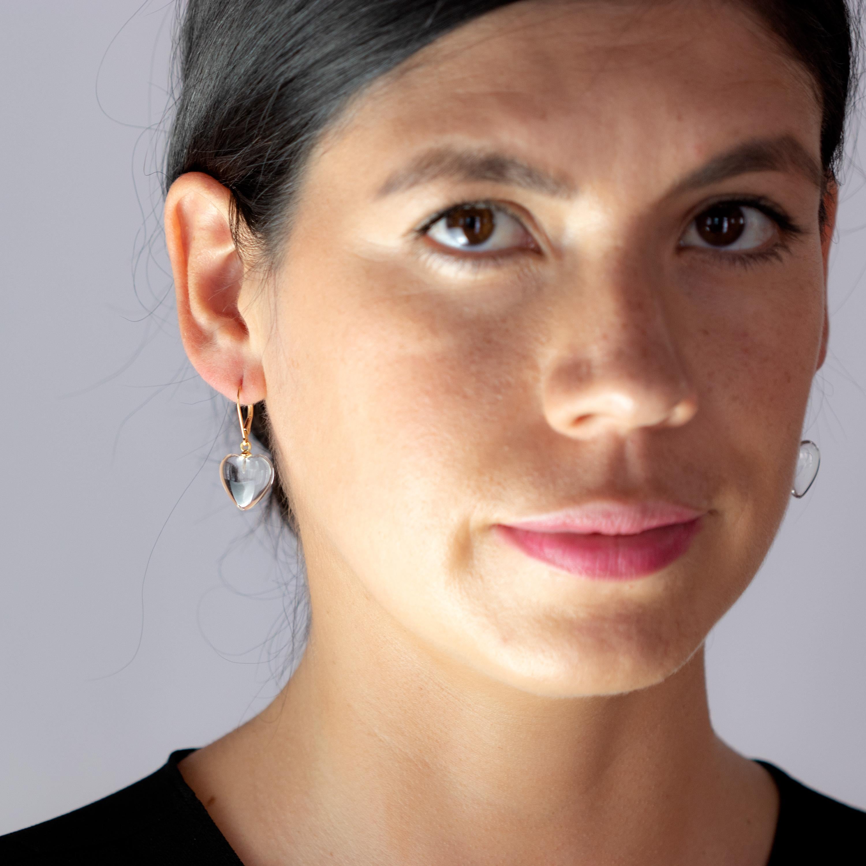 ¡Lleva el amor contigo a todas partes! Estos impresionantes pendientes Crystal Rock tienen un moderno diseño de cierre Leverback y las piedras más preciosas. Estos pendientes son la joya glamurosa perfecta para una ocasión cotidiana. 

¡Enamórate de