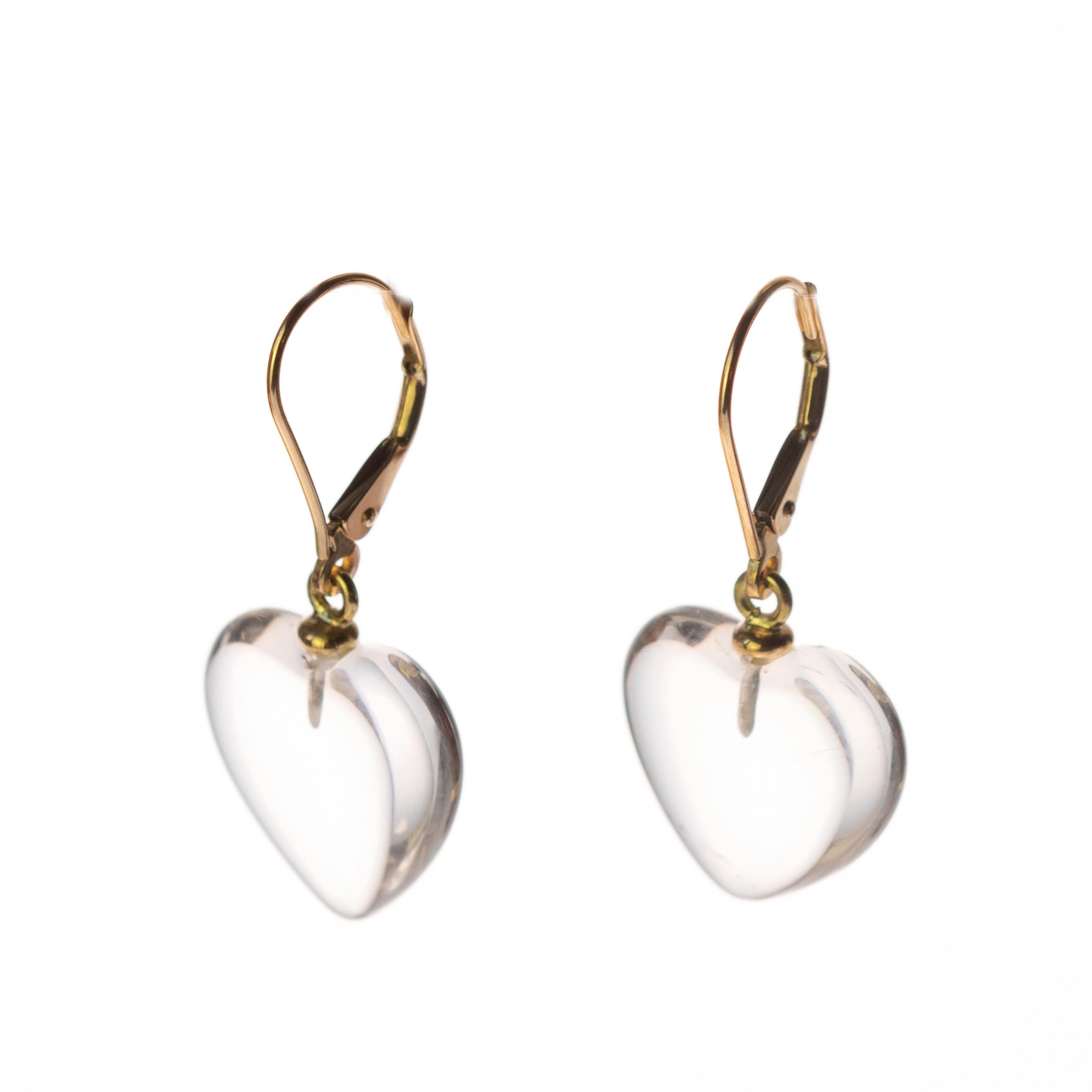 Intini Jewels Pendientes Boho Corazón de Cristal de Roca de Oro de 18 Kilates con Gota de Amor en venta 1