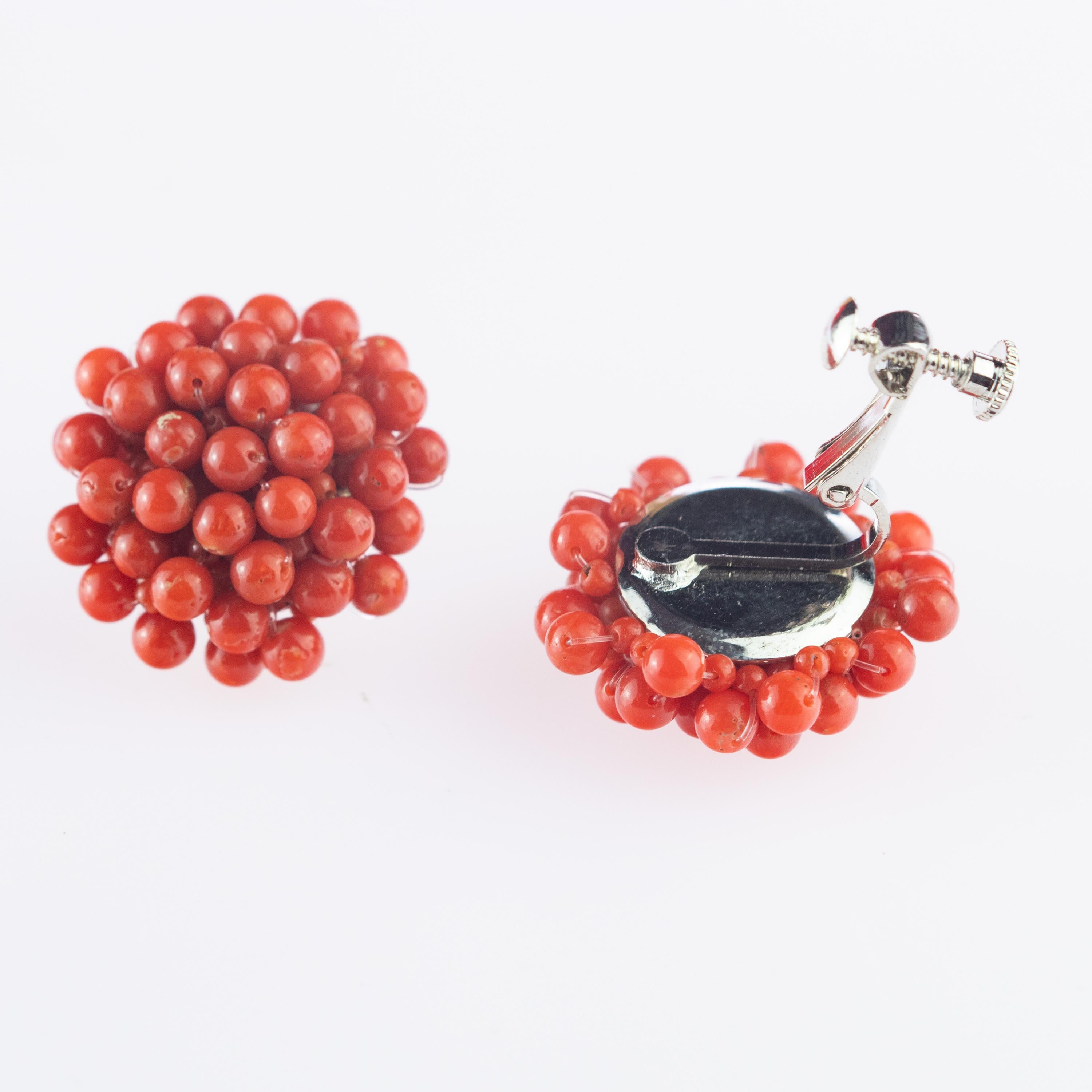 Women's Intini Jewels Round Red Mediterranean Coral Flower Handmade Clip-On Earrings For Sale