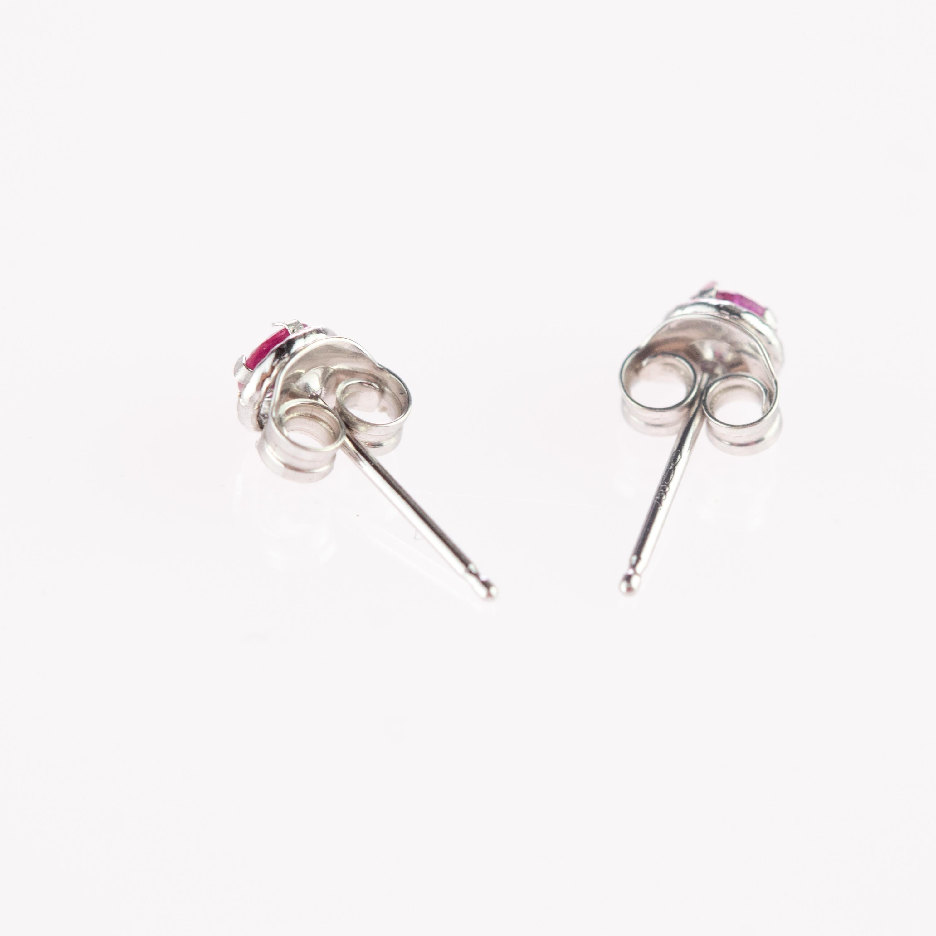 Intini Jewels Ruby 18 Karat White Gold Round Stud Cocktail Handmade Earrings In New Condition For Sale In Milano, IT