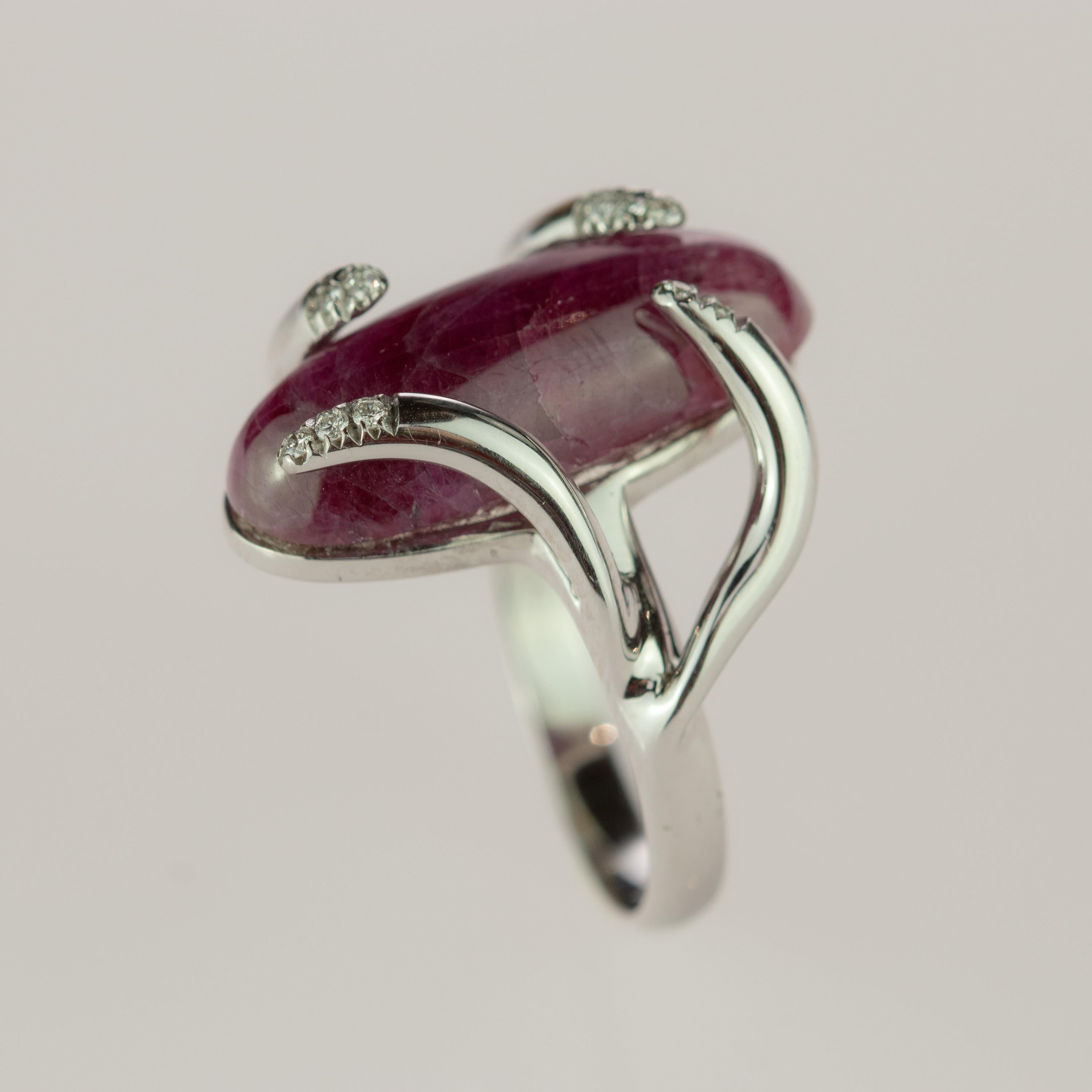 Contemporary Intini Jewels Ruby Diamond 18 Karat Gold Oval Cut Cocktail Handmade Serpent Ring For Sale