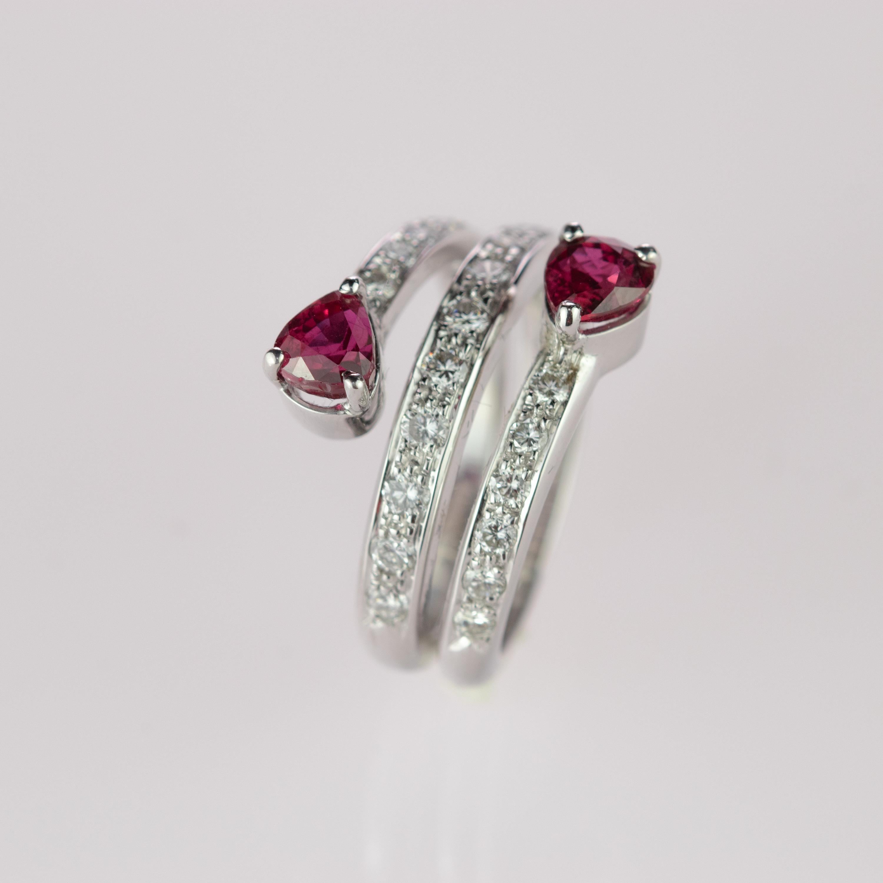 Intini Jewels Rubin-Diamant-Ring aus 18 Karat Weißgold Spiral-Kontrarie im Angebot 4