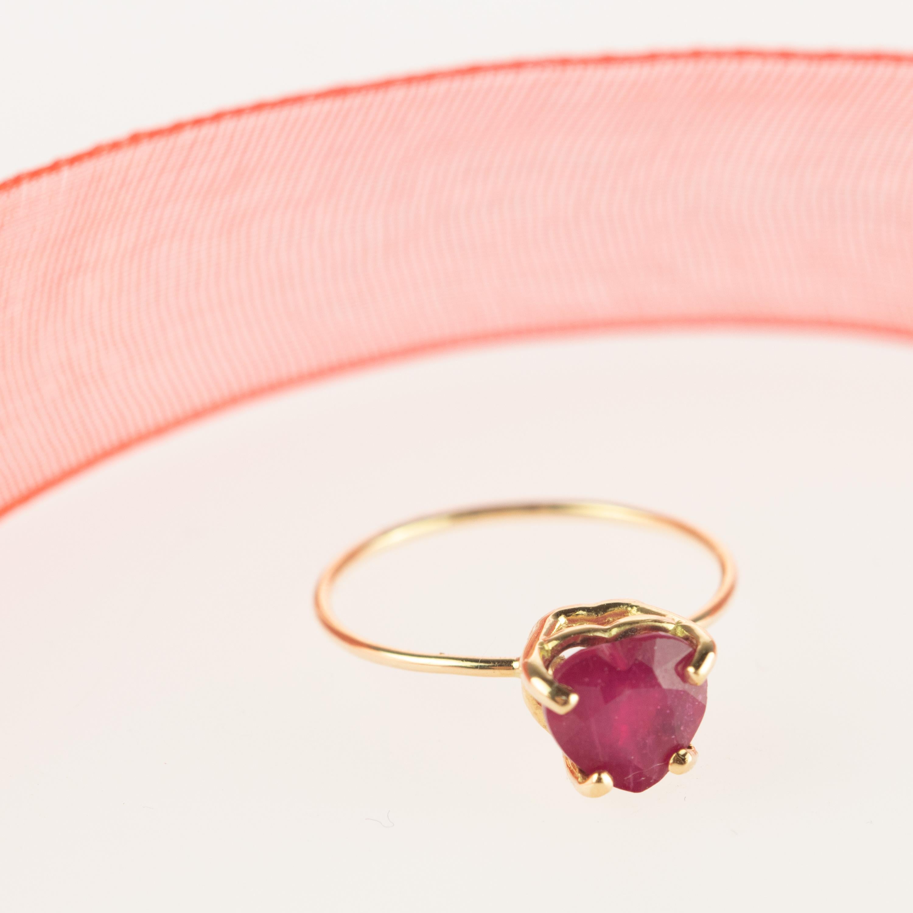Women's Intini Jewels Ruby Heart 18 Karat Yellow Gold Valentine's Romantic Love Ring For Sale
