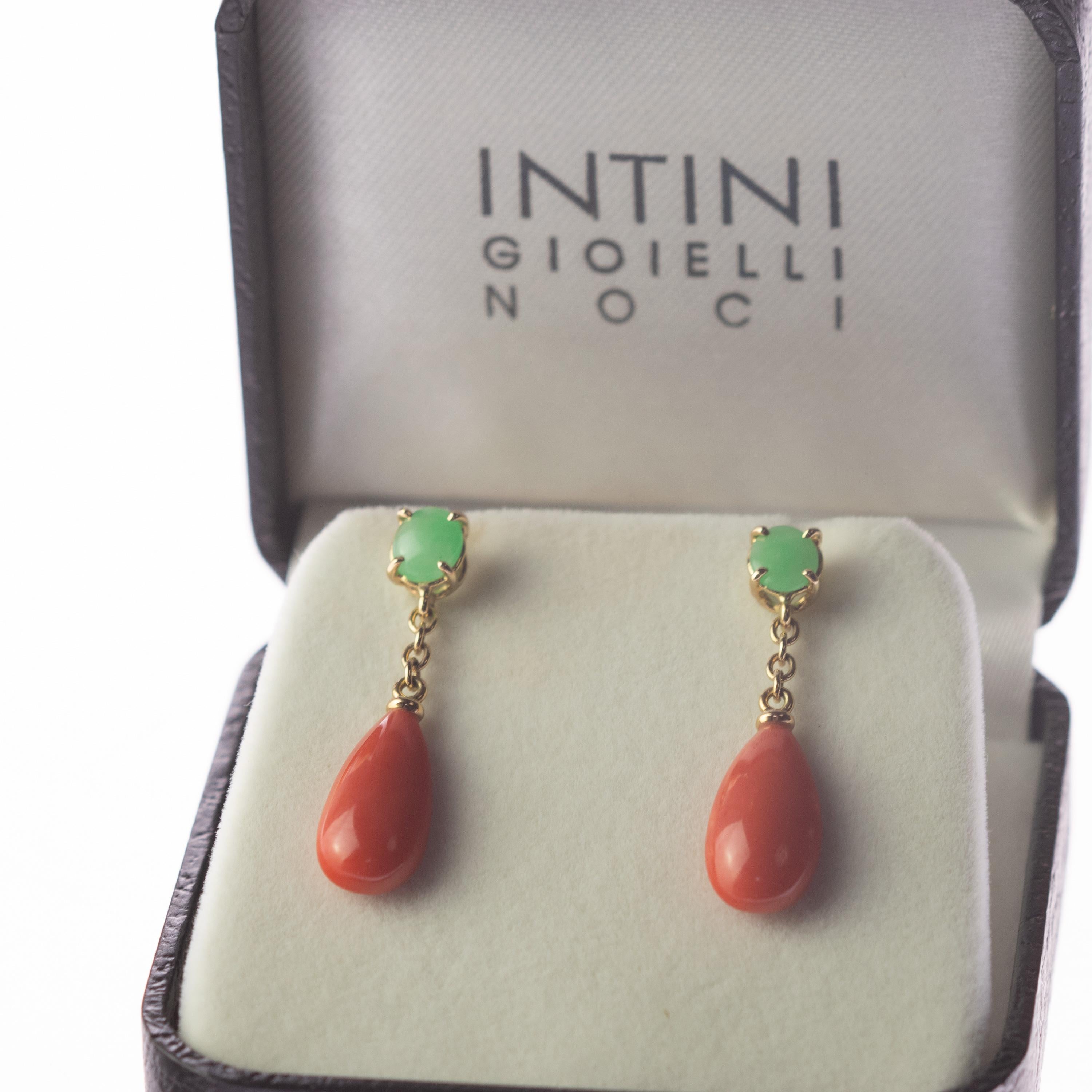 Intini Jewels Salmon Coral Tear Jade 18 Karat Gold Chic Drop Earrings For Sale 1