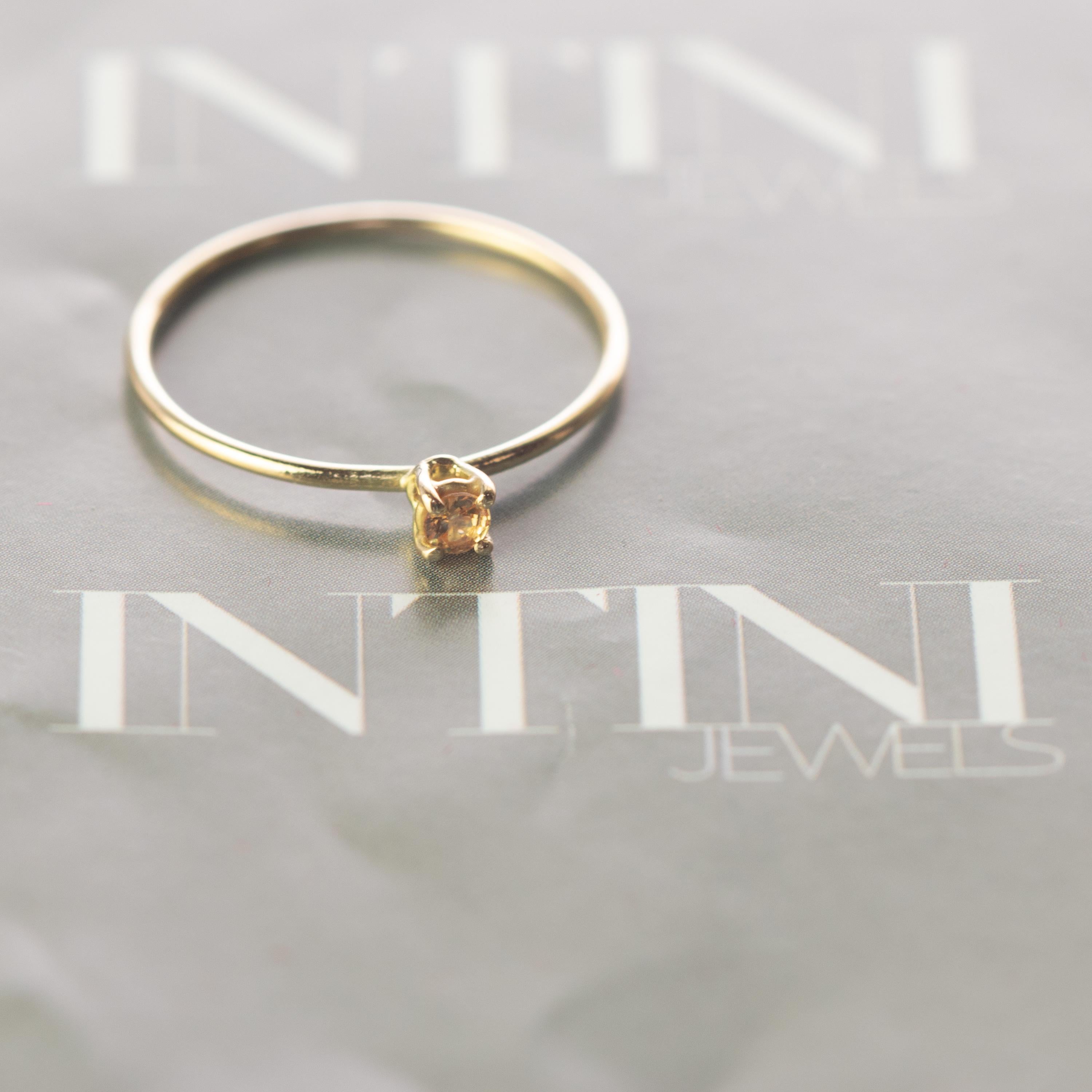Brilliant Cut Intini Jewels Sapphire Yellow 14 Karat Gold Band Handmade Modern Chic Ring For Sale