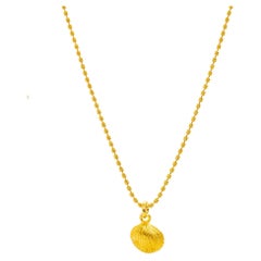 Intini Jewels Muschel-Anhänger für den Sommer in Gold  Platierte Boho-Chic-Halskette, hergestellt in Italien