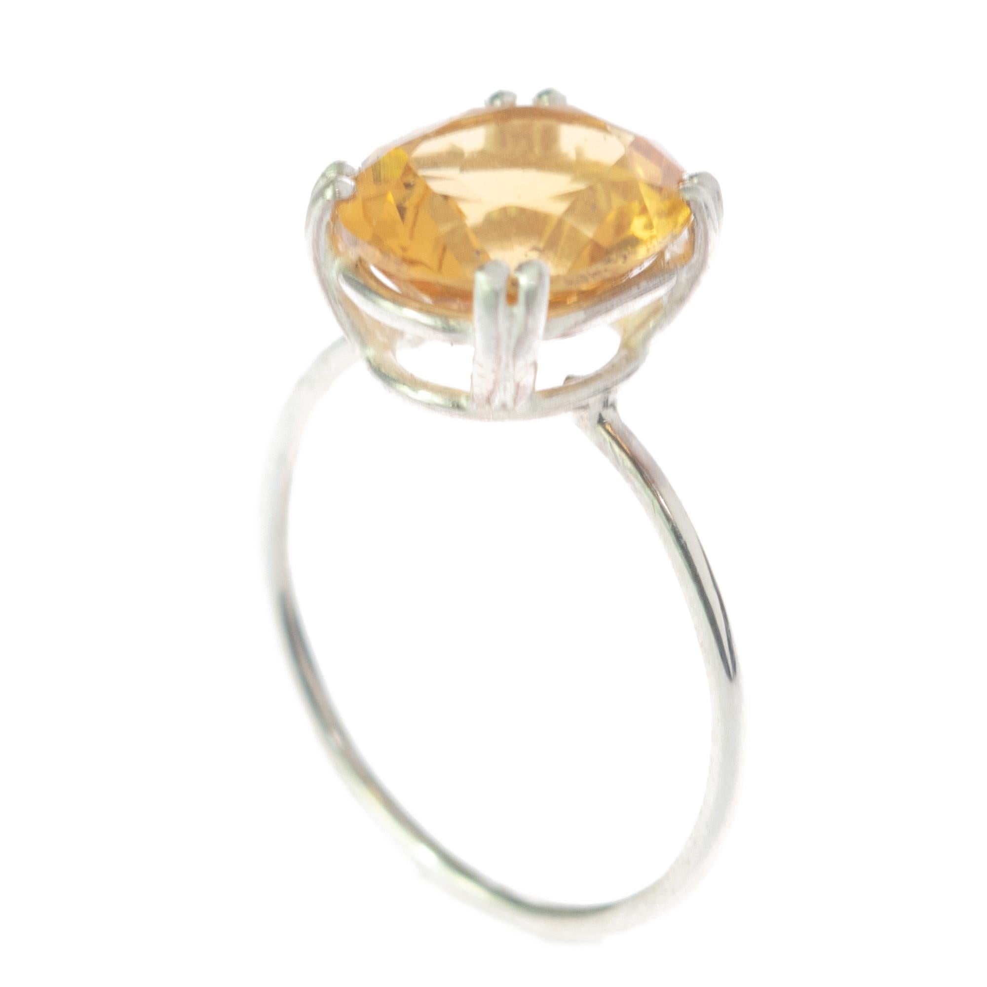 Intini Jewels Anillo Moderno de Cóctel de Plata 925 Amarillo Ovalado de Cuarzo Citrino en venta 3