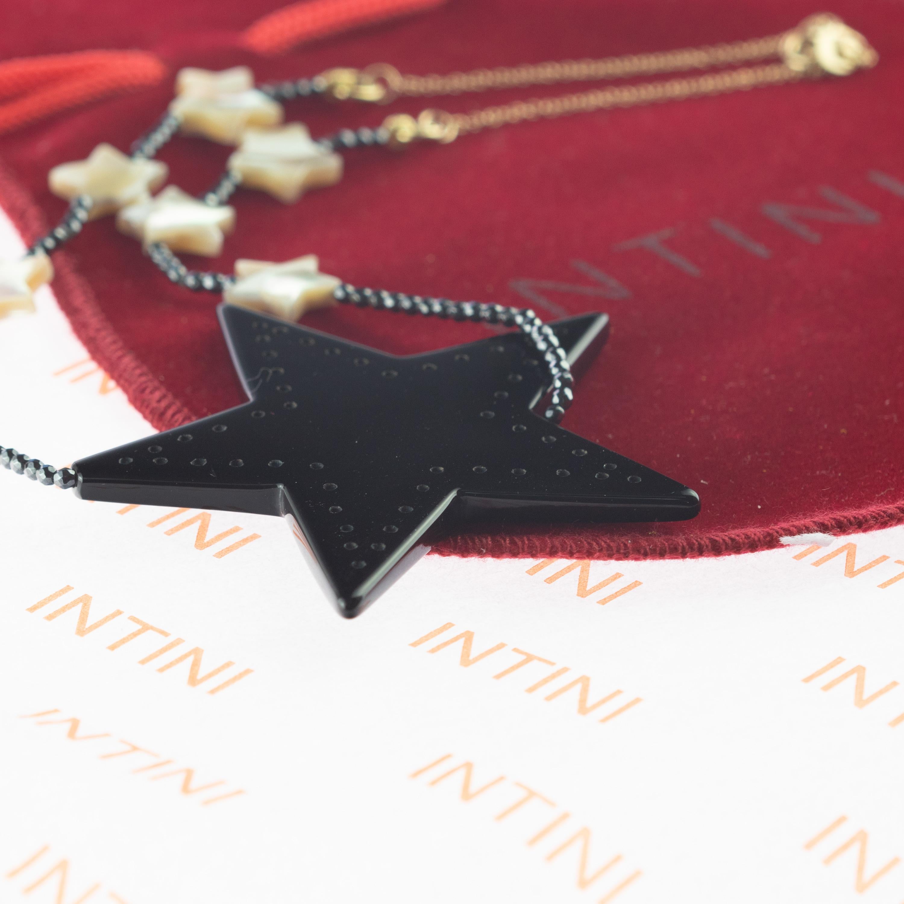 Collar de cadena de oro de 14 quilates Intini Jewels Estrellas Madreperla Ágata Hematites en venta 2