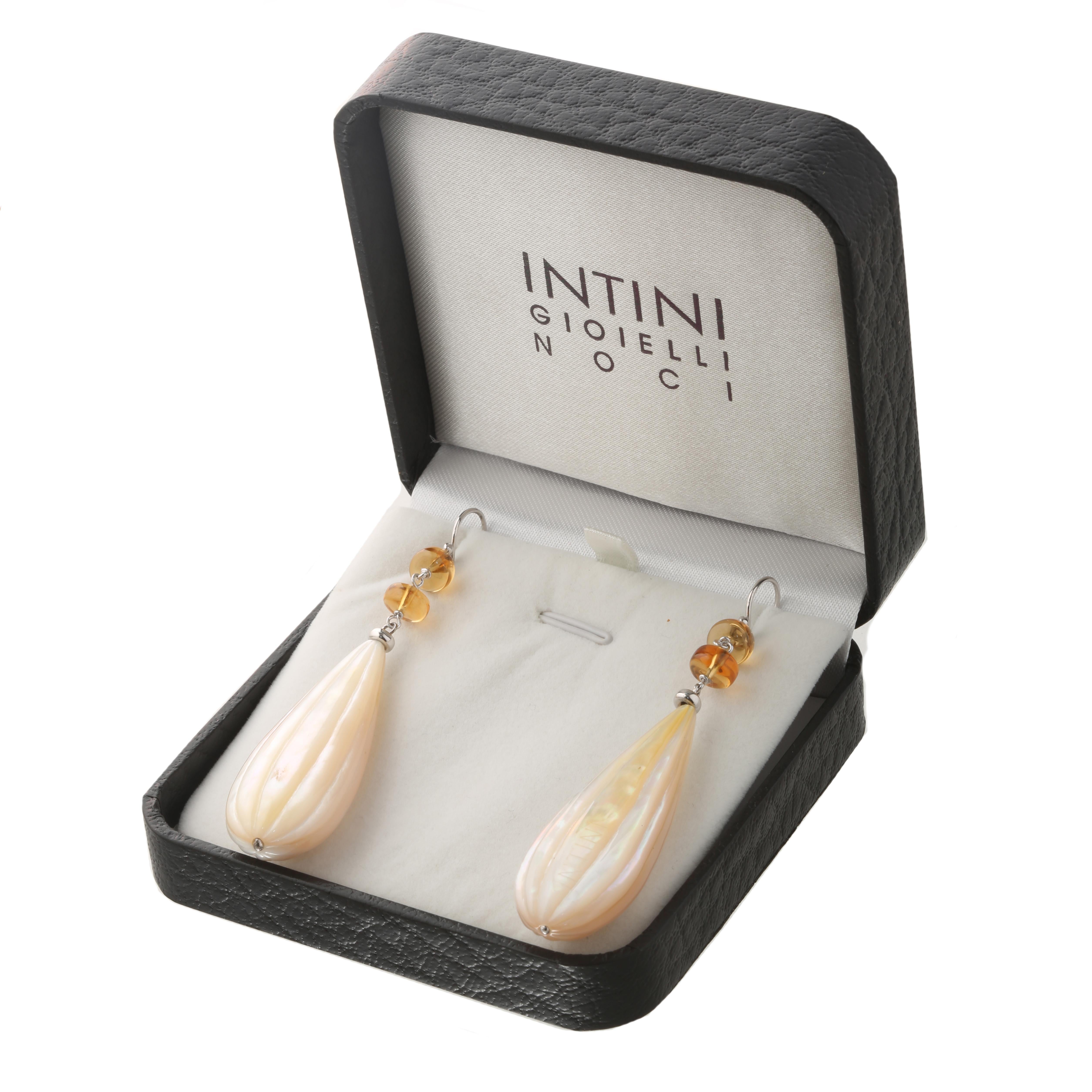 Moderno Intini Jewels Orecchini in argento Sterling Madreperla Quarzo Citrino Chic Deco in vendita