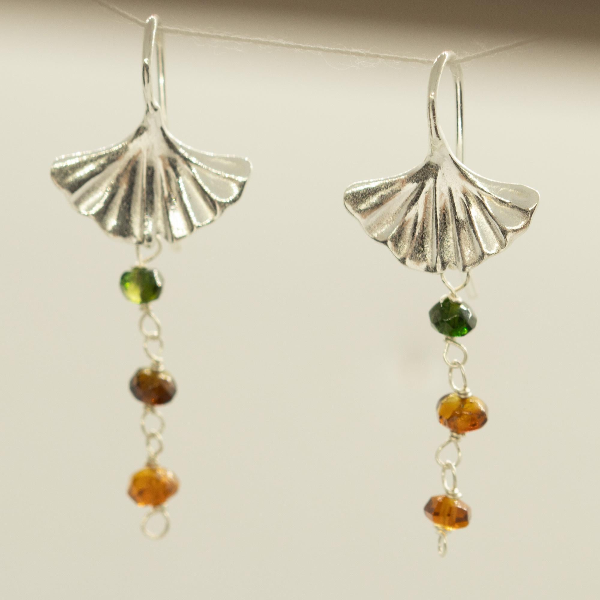 Donna Intini Jewels - Orecchini a forma di conchiglia in argento sterling con tormalina estiva e chic in vendita