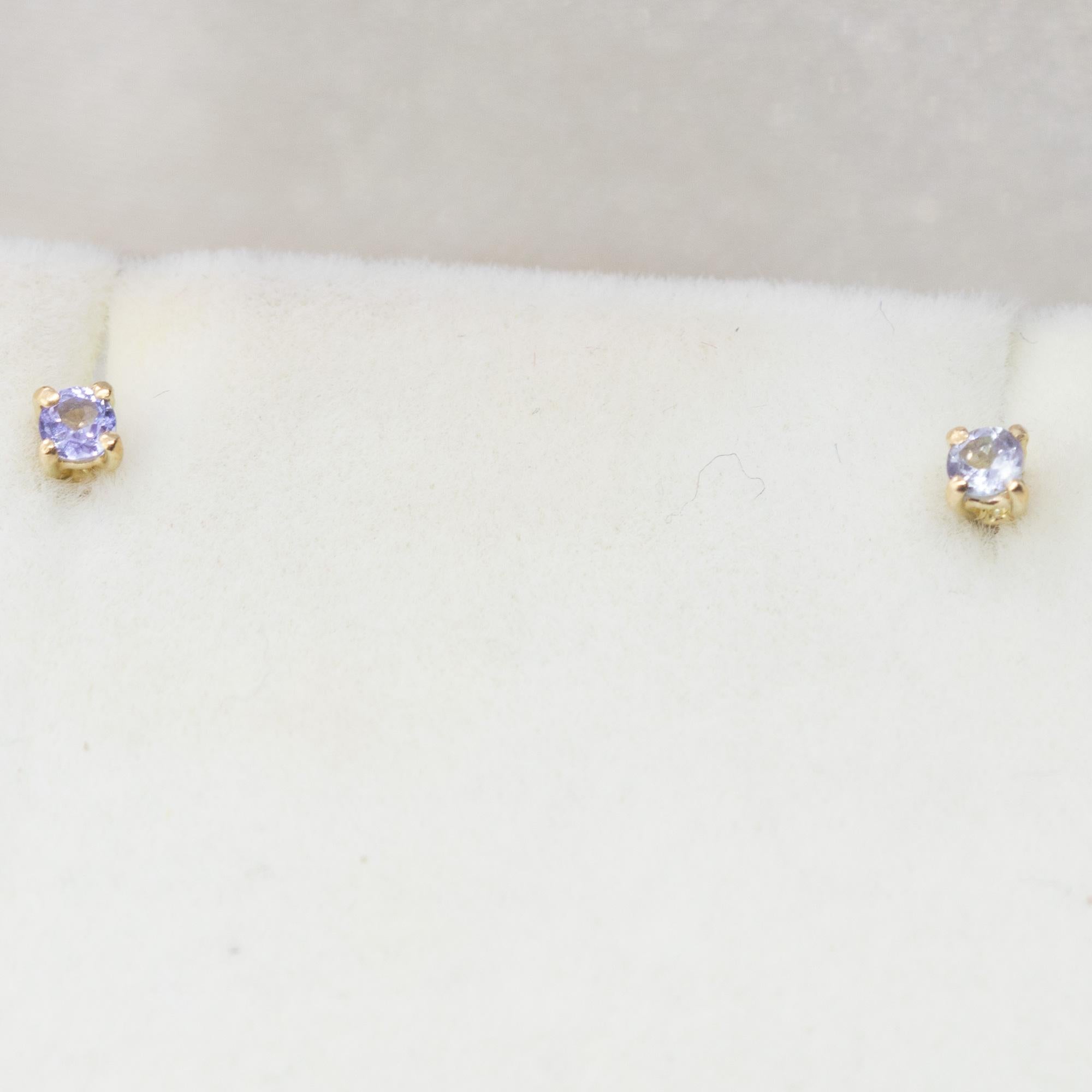 Taille brillant Intini Jewels Clous d'oreilles cocktail en or jaune 18 carats et tanzanite, faits à la main, pour cocktail en vente