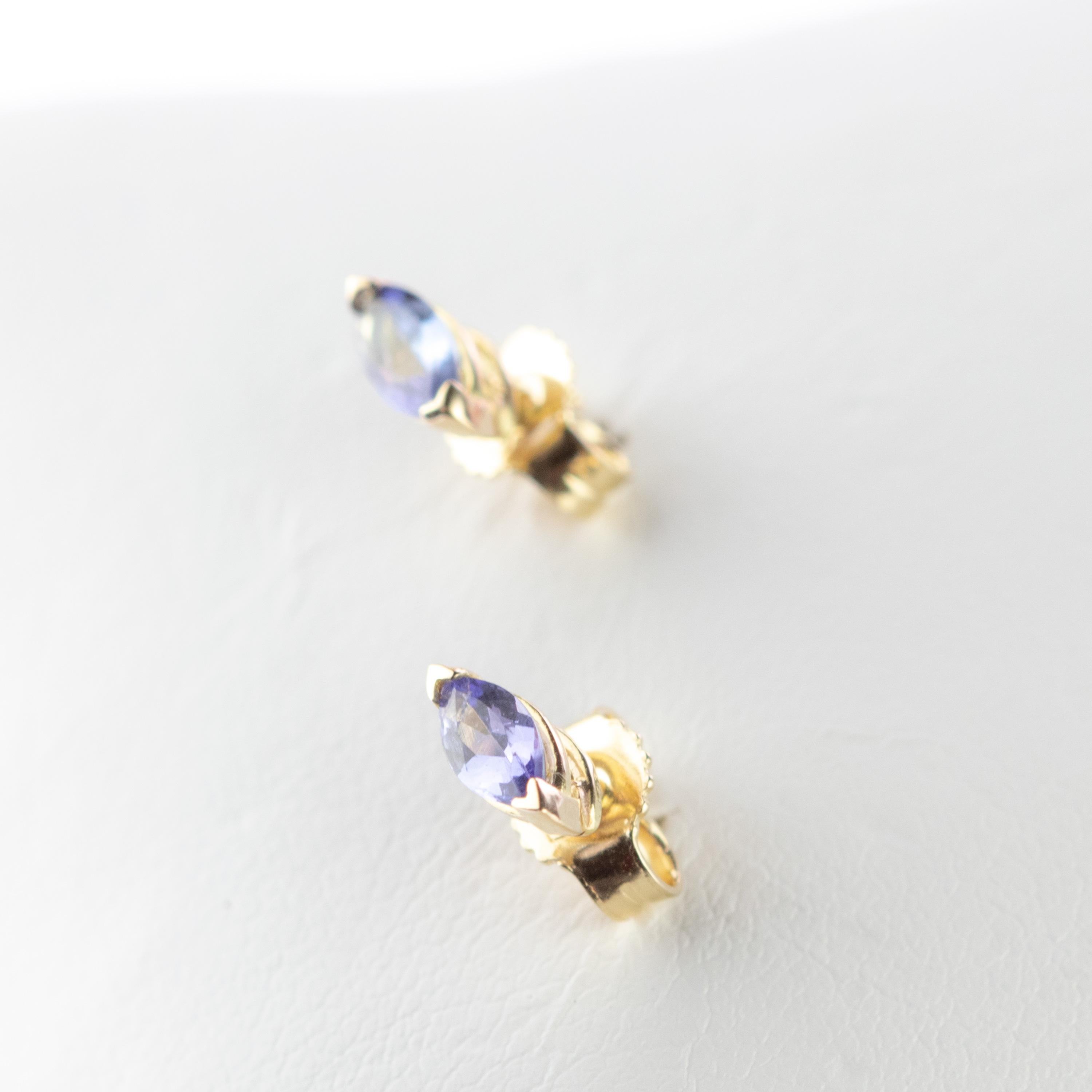 Intini Jewels Tanzanite Blue Purple Navette 18 Karat Yellow Gold Stud Earrings For Sale 3