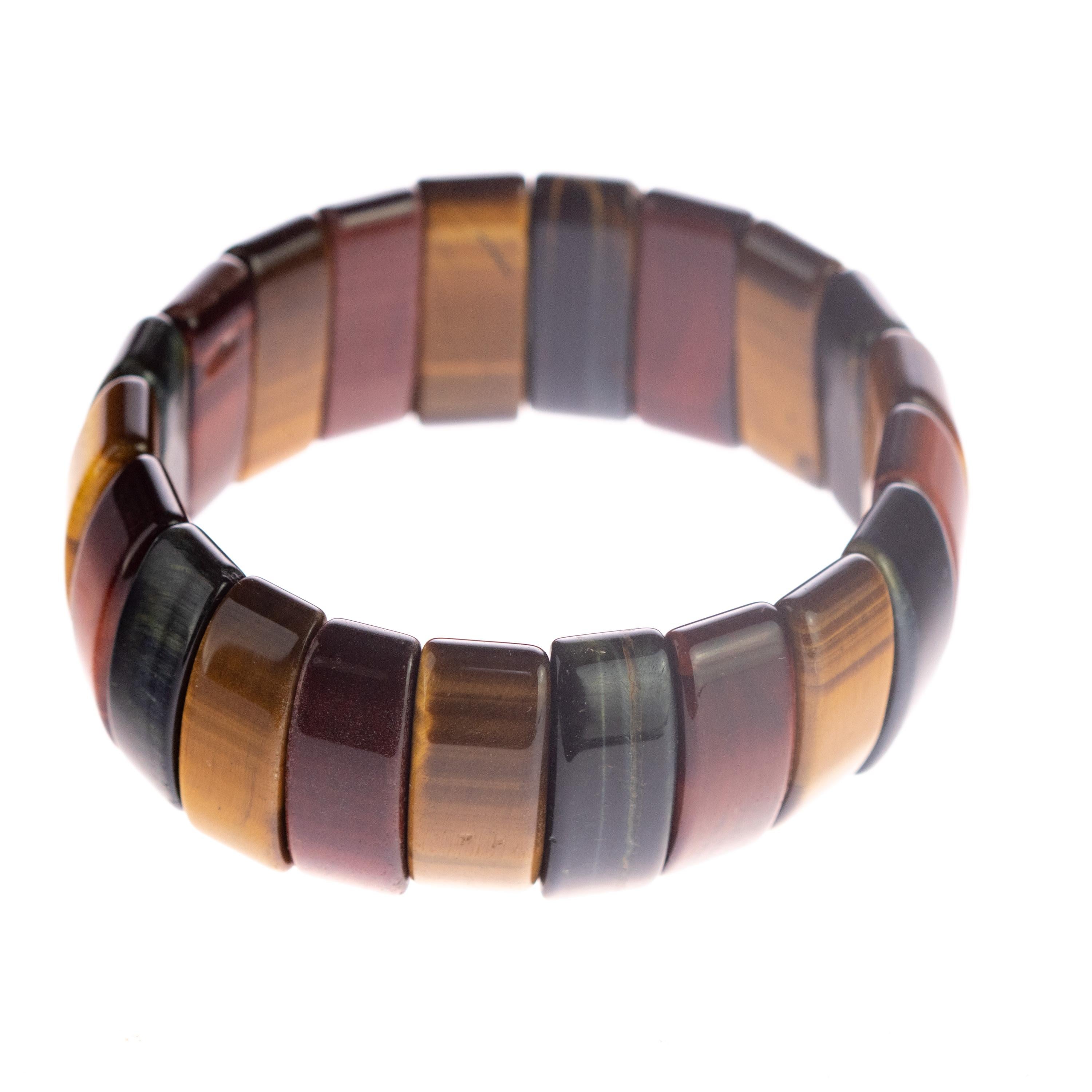 Iconic and stunning Tiger's Eye stretch beaded bracelet. Full of design and beauty. At Intini Jewels we are committed to provide a unique luxury experience, through jewelry designed by us and inspired by beauty and authenticity.

This amazing