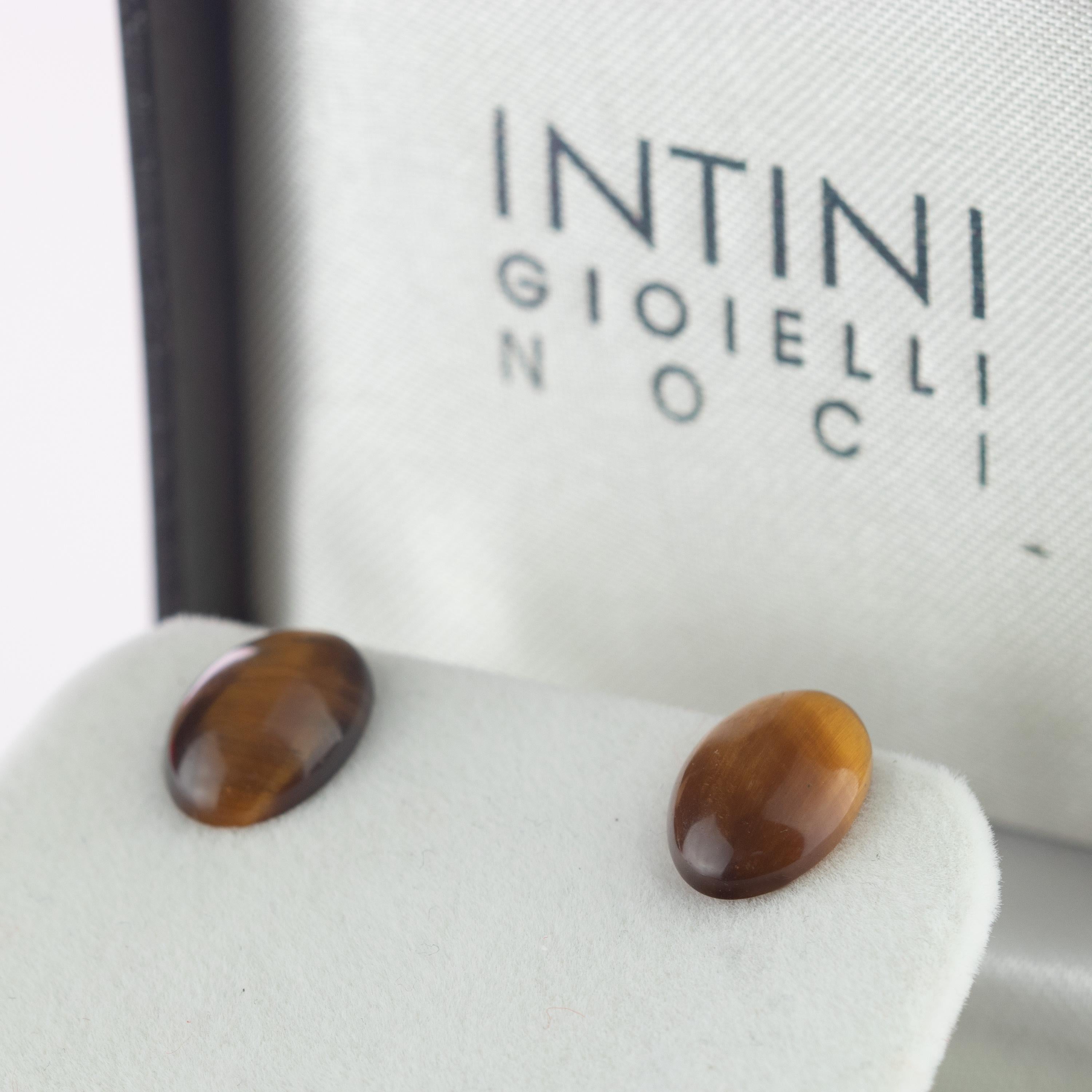 Rétro Intini Jewels Clous d'oreilles cocktail style Boho en plaqué or avec cabochon ovale en forme d'œil de tigre en vente