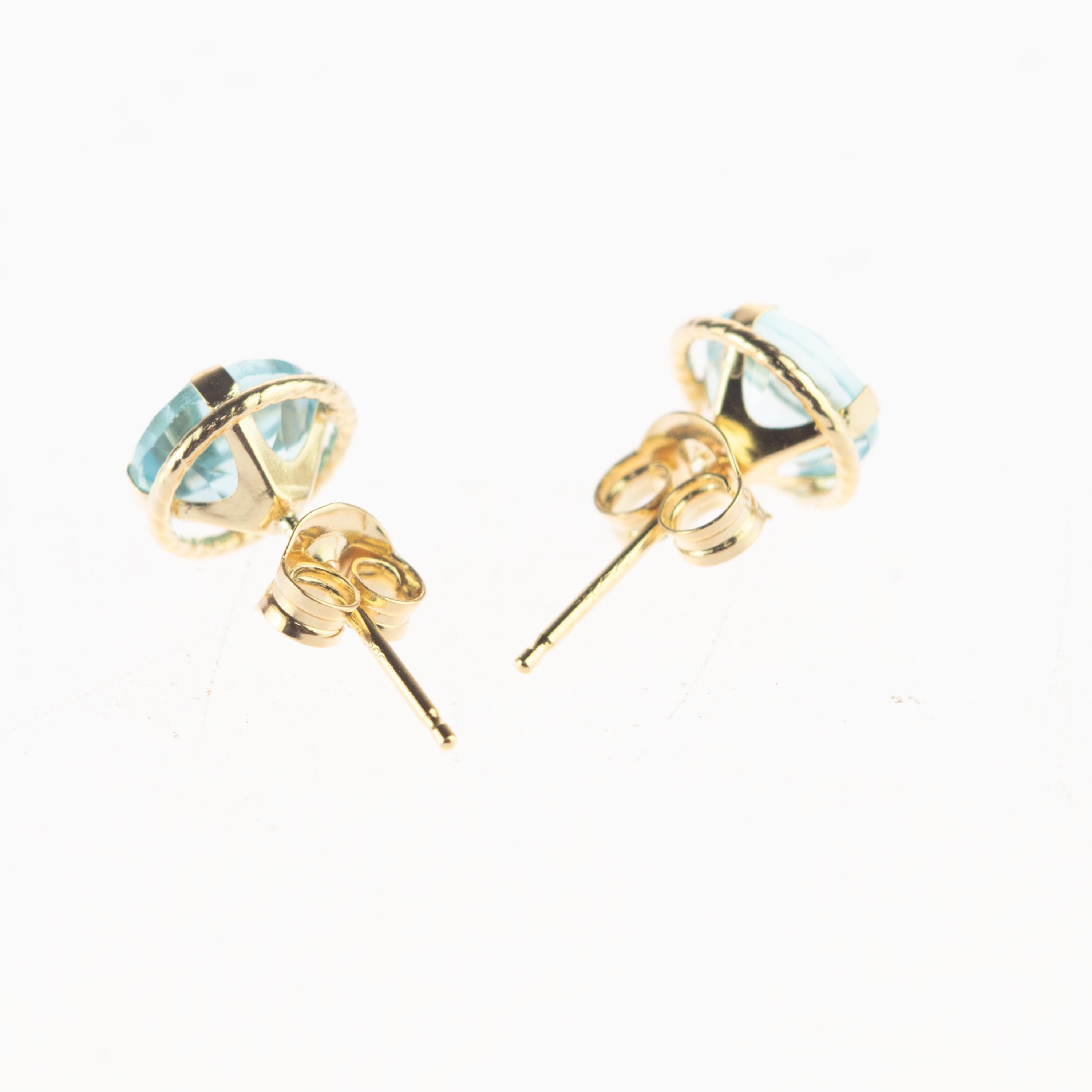 Intini Jewels, clous d'oreilles glamour d'été en or blanc 18 carats et topaze, faits à la main en vente 1