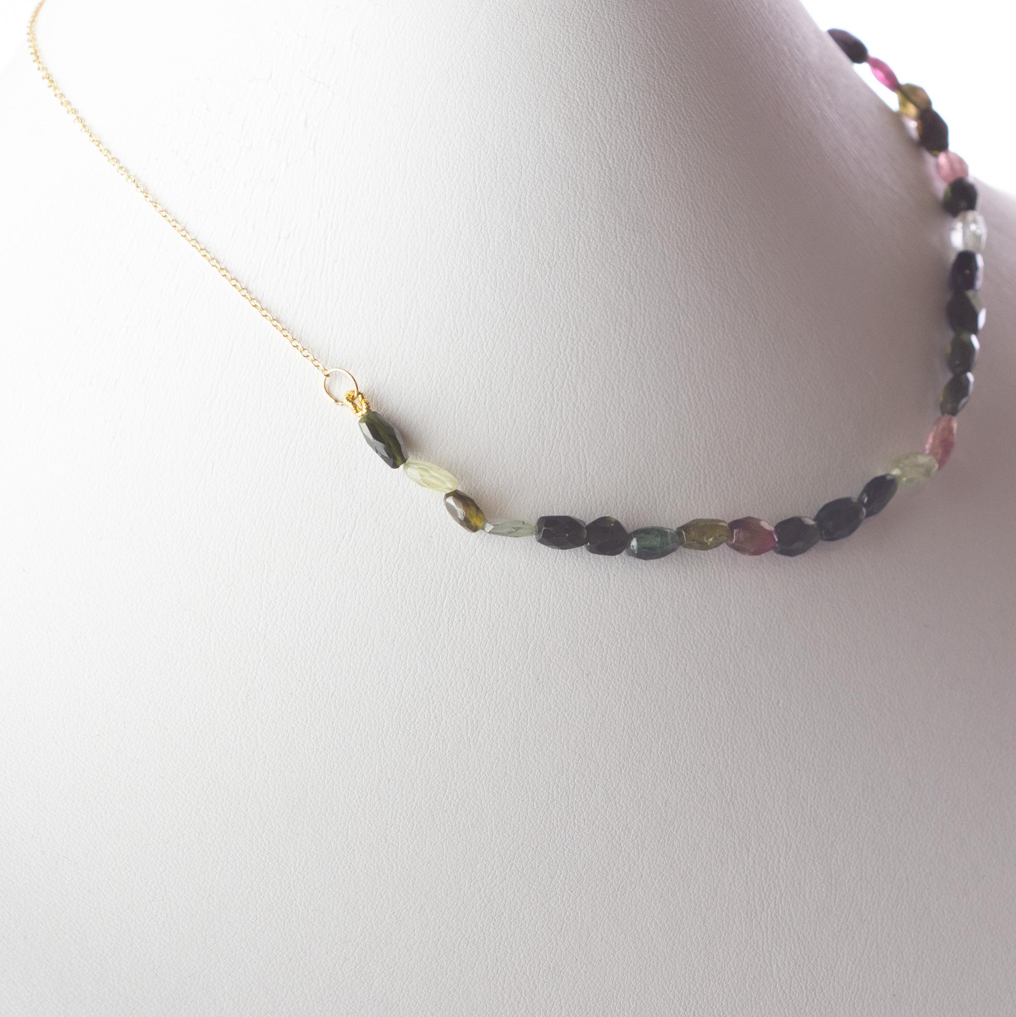 Taille ovale Intini Jewels Collier déco coloré en or jaune 18 carats avec chaîne et tourmaline ovale en vente