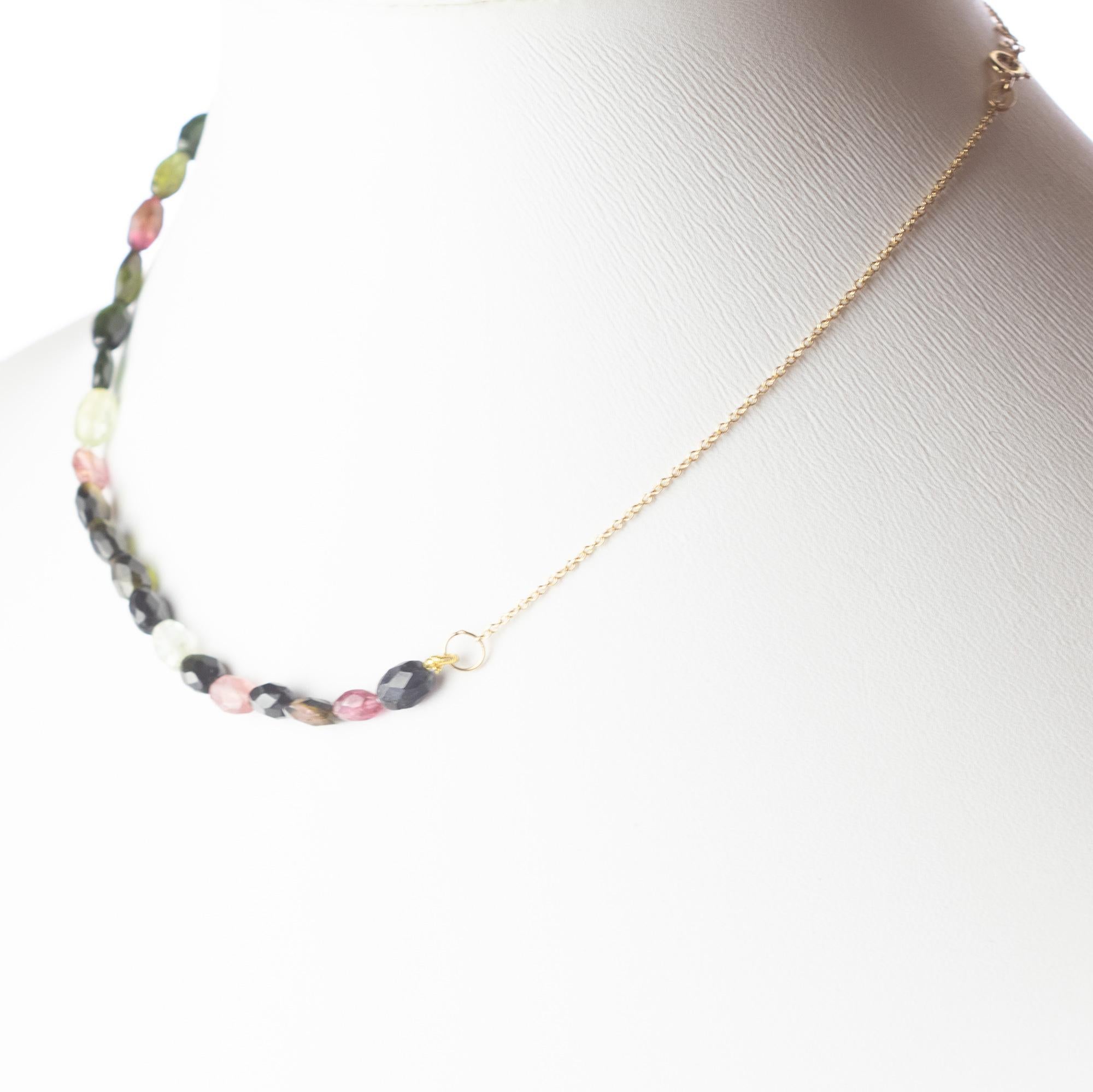 Intini Jewels Collier déco coloré en or jaune 18 carats avec chaîne et tourmaline ovale Neuf - En vente à Milano, IT