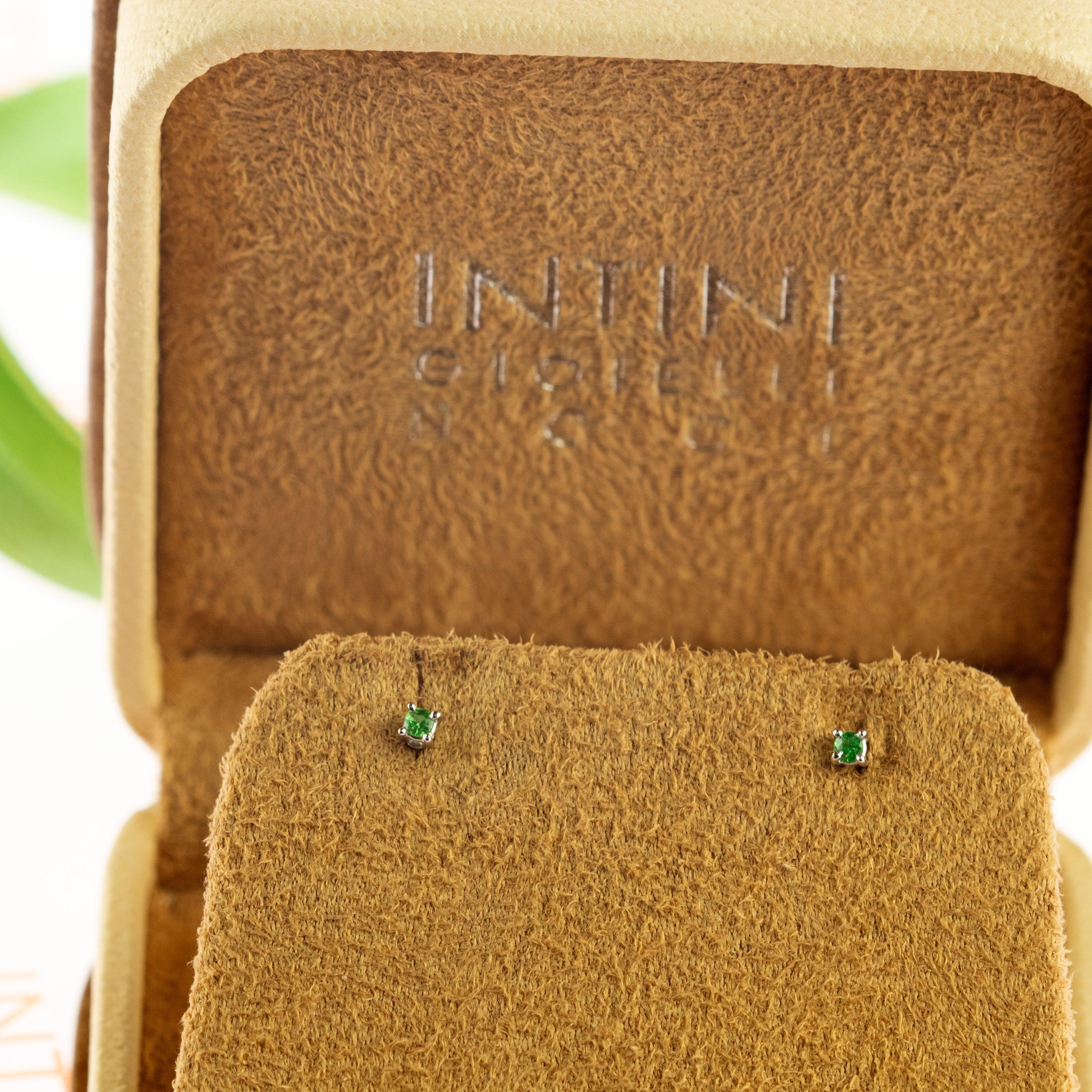 Intini Jewels Tsavorite 18 Karat White Gold Round Stud Handmade Earrings In New Condition For Sale In Milano, IT