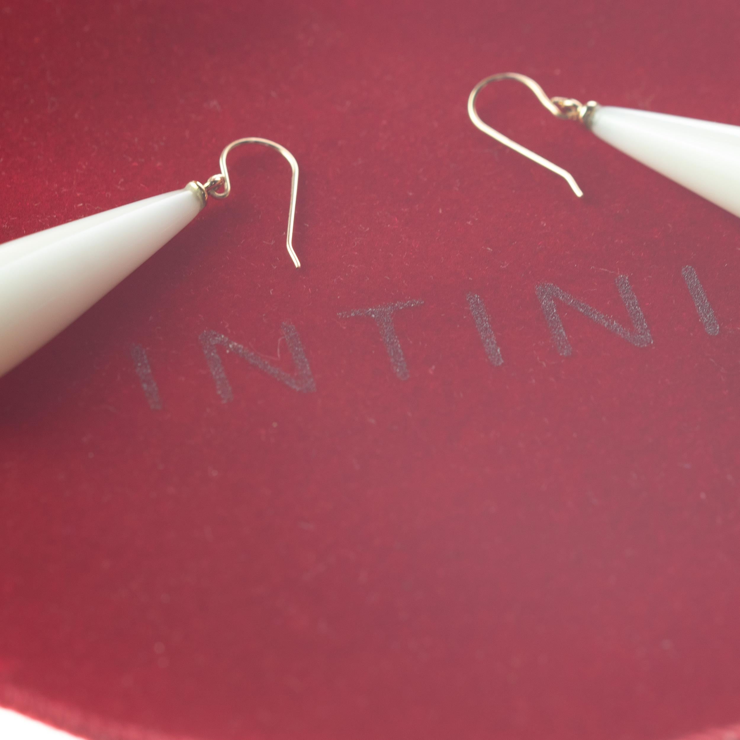 Intini Jewels White Agate 18 Karat White Gold Dangle Handmade Ear Wires Earrings In New Condition For Sale In Milano, IT