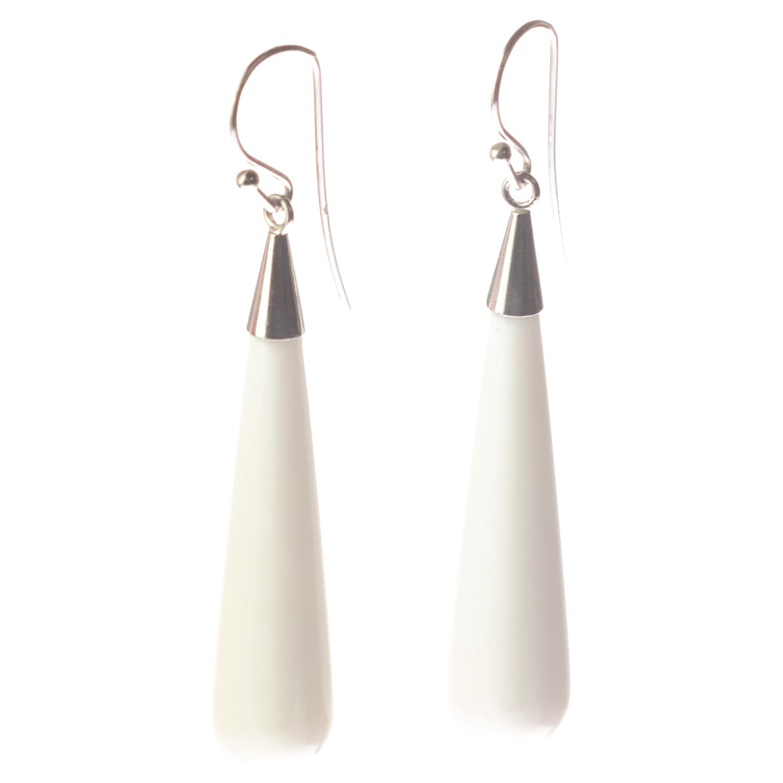 Intini Jewels Pendants d
oreilles en or blanc 18 carats et agate blanche, faits à la main