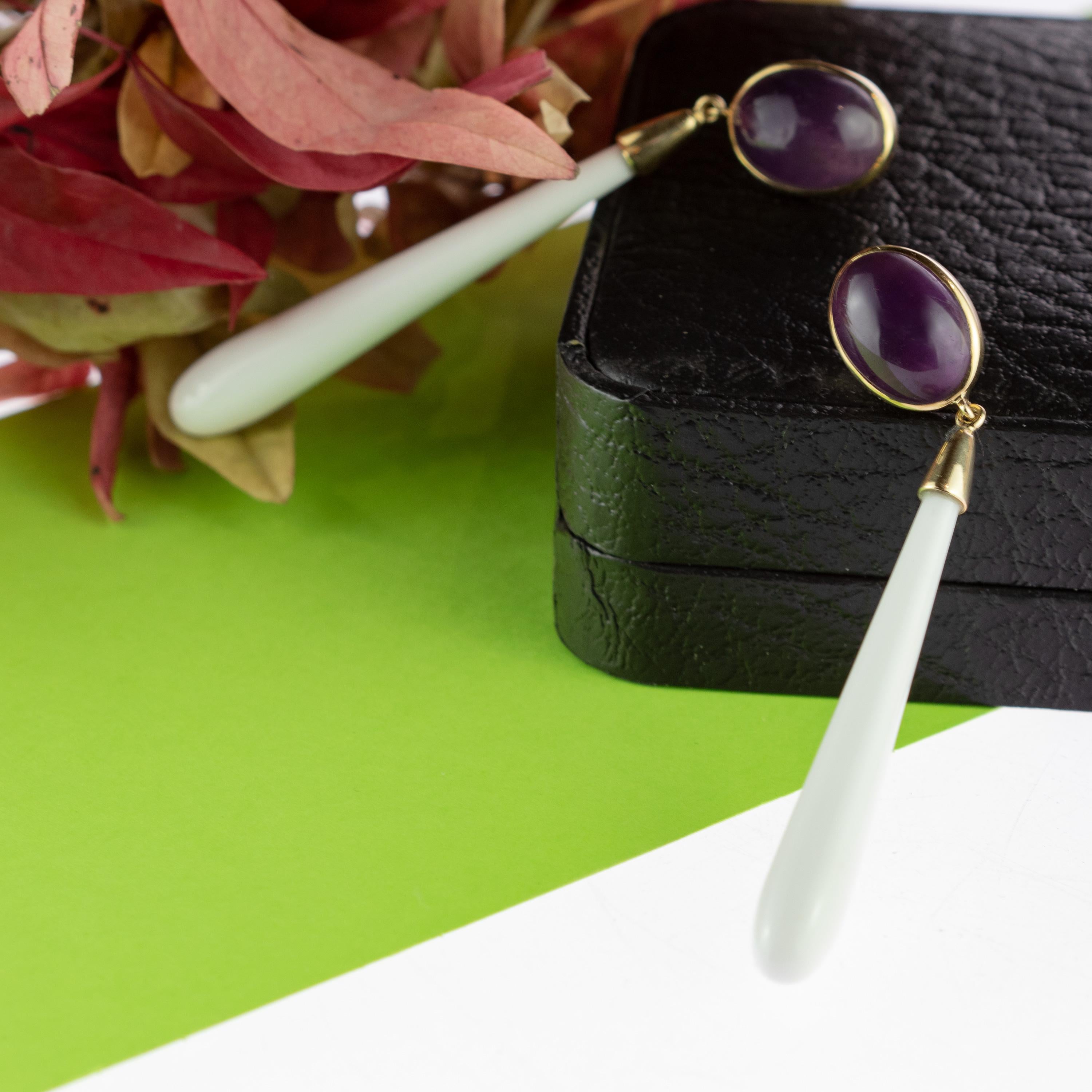Long thin bold bullet shaped white agate stick drop earrings with stunning natural oval Amethyst. Masterfully created by italians hands each feature creates a mixed shaped design reflecting pulish gems that are the perfect combination of a